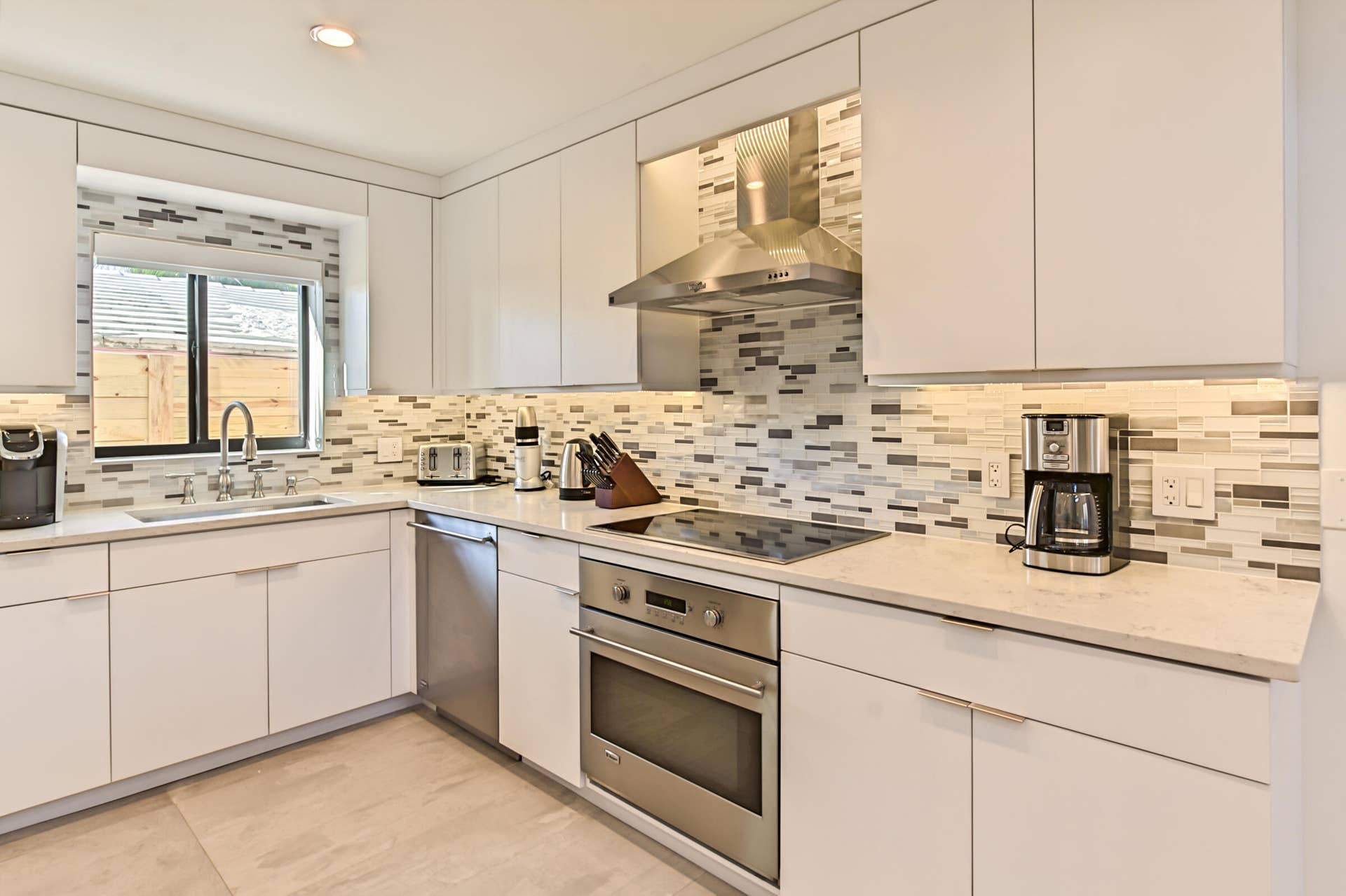 1955 NE 4th Street, #Unit 2, Deerfield Beach, FL 33441 cacic (8)