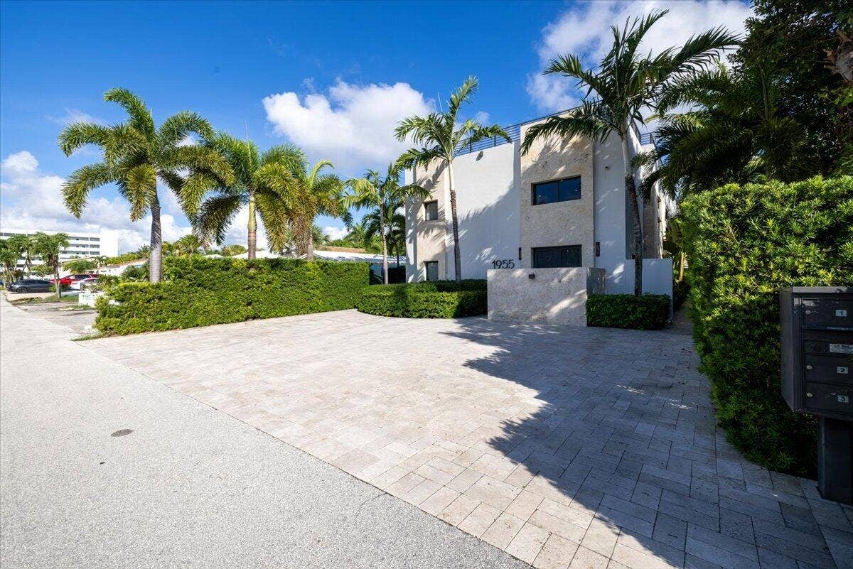1955 NE 4th Street, #Unit 2, Deerfield Beach, FL 33441 03-1955-NE-4th-St-X--3