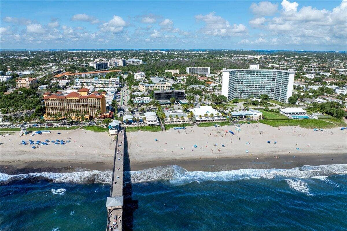 1955 NE 4th Street, #Unit 2, Deerfield Beach, FL 33441 29-1955-NE-4th-St-XX--15