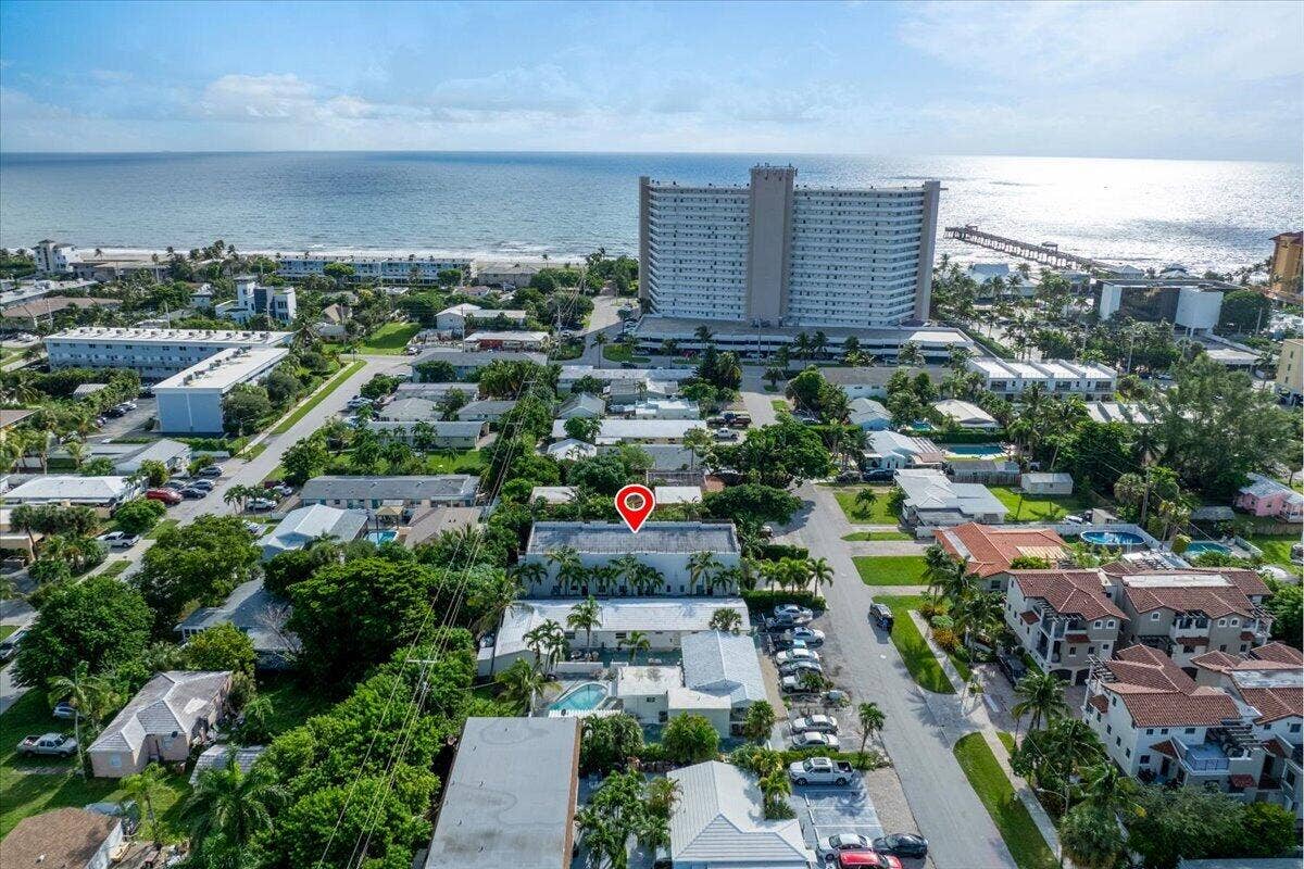 1955 NE 4th Street, #Unit 2, Deerfield Beach, FL 33441 20-1955-NE-4th-St-XX--4