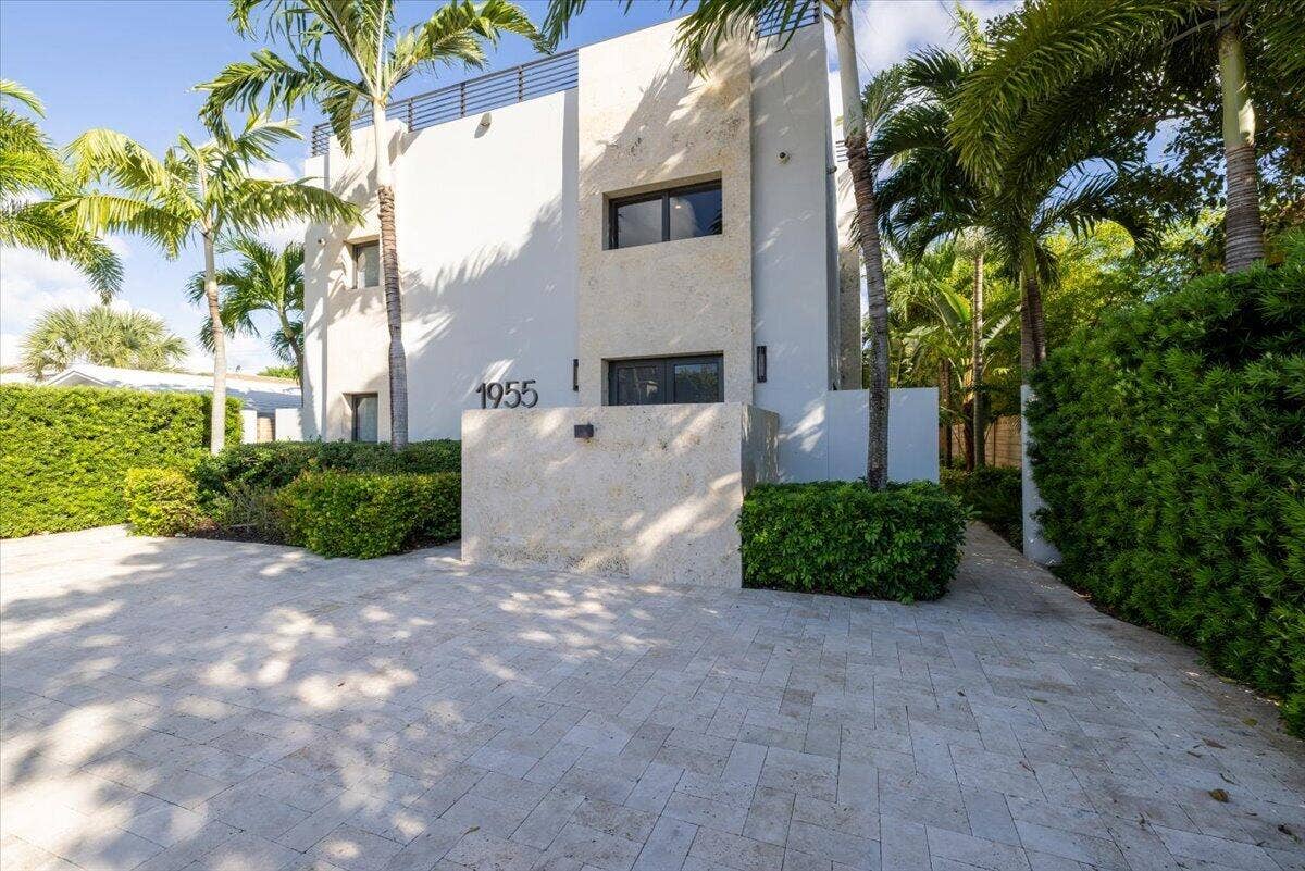 1955 NE 4th Street, #Unit 2, Deerfield Beach, FL 33441 04-1955-NE-4th-St-X--4