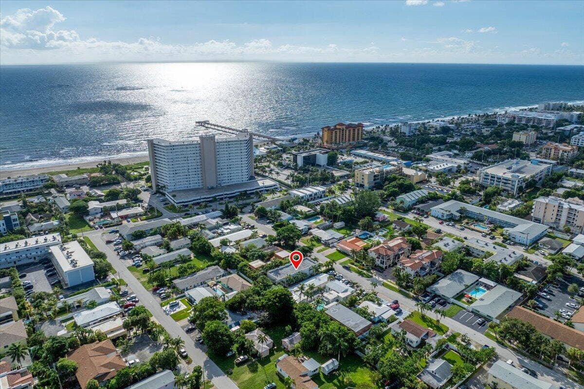 1955 NE 4th Street, #Unit 2, Deerfield Beach, FL 33441 21-1955-NE-4th-St-XX--5