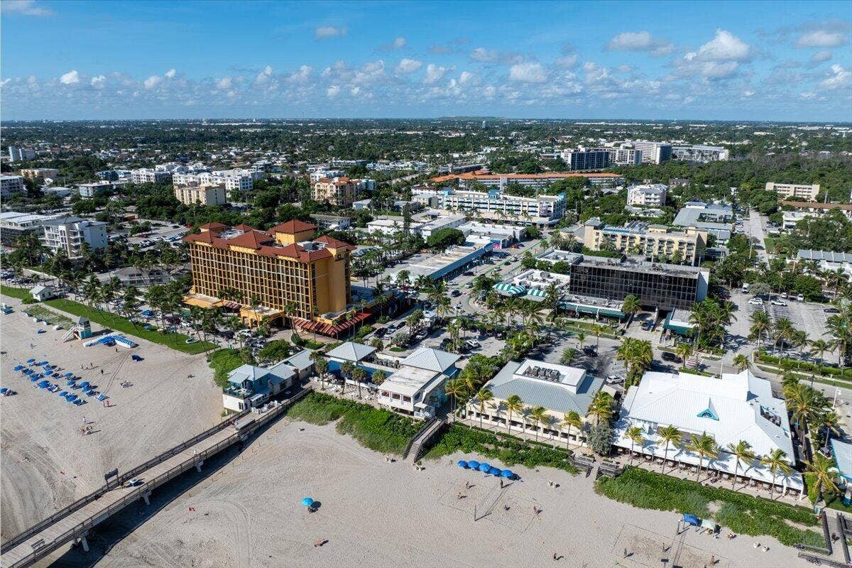 1955 NE 4th Street, #Unit 2, Deerfield Beach, FL 33441 30-1955-NE-4th-St-XX--16