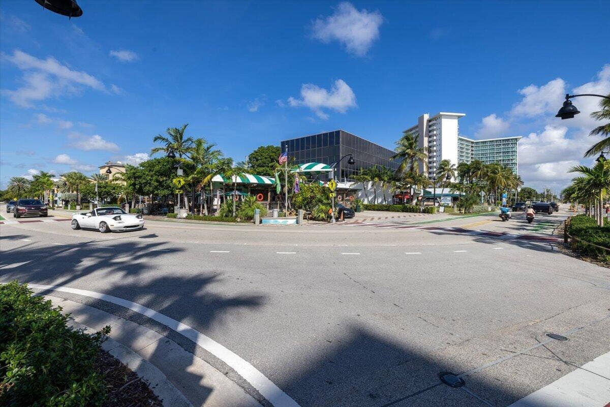 1955 NE 4th Street, #Unit 2, Deerfield Beach, FL 33441 13-1955-NE-4th-St-X--13