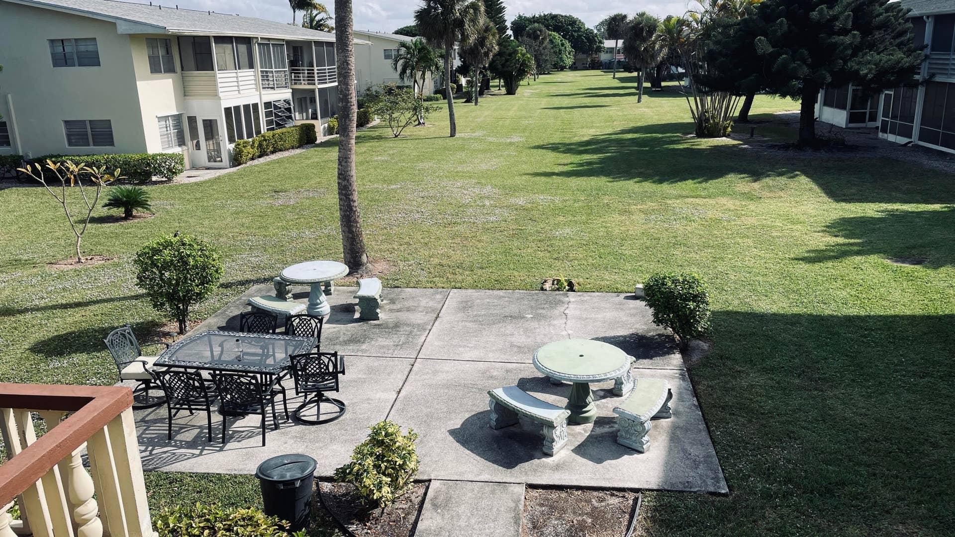 138 SALISBURY F, West Palm Beach, West Palm Beach, FL 33417 Building patio