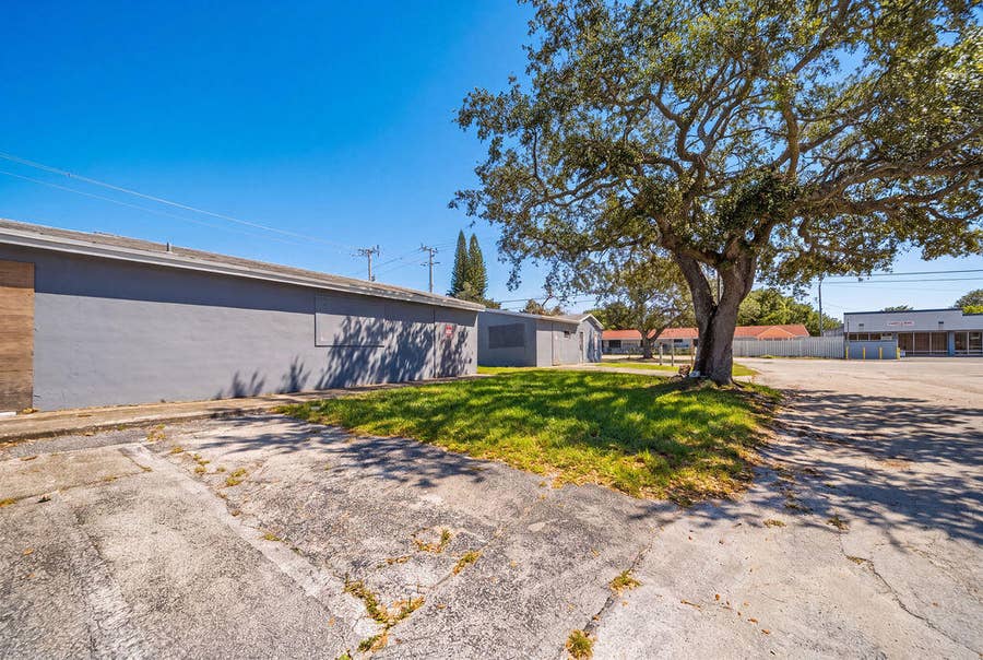 Property photo for 6611 MOSELEY Street, Hollywood, FL
