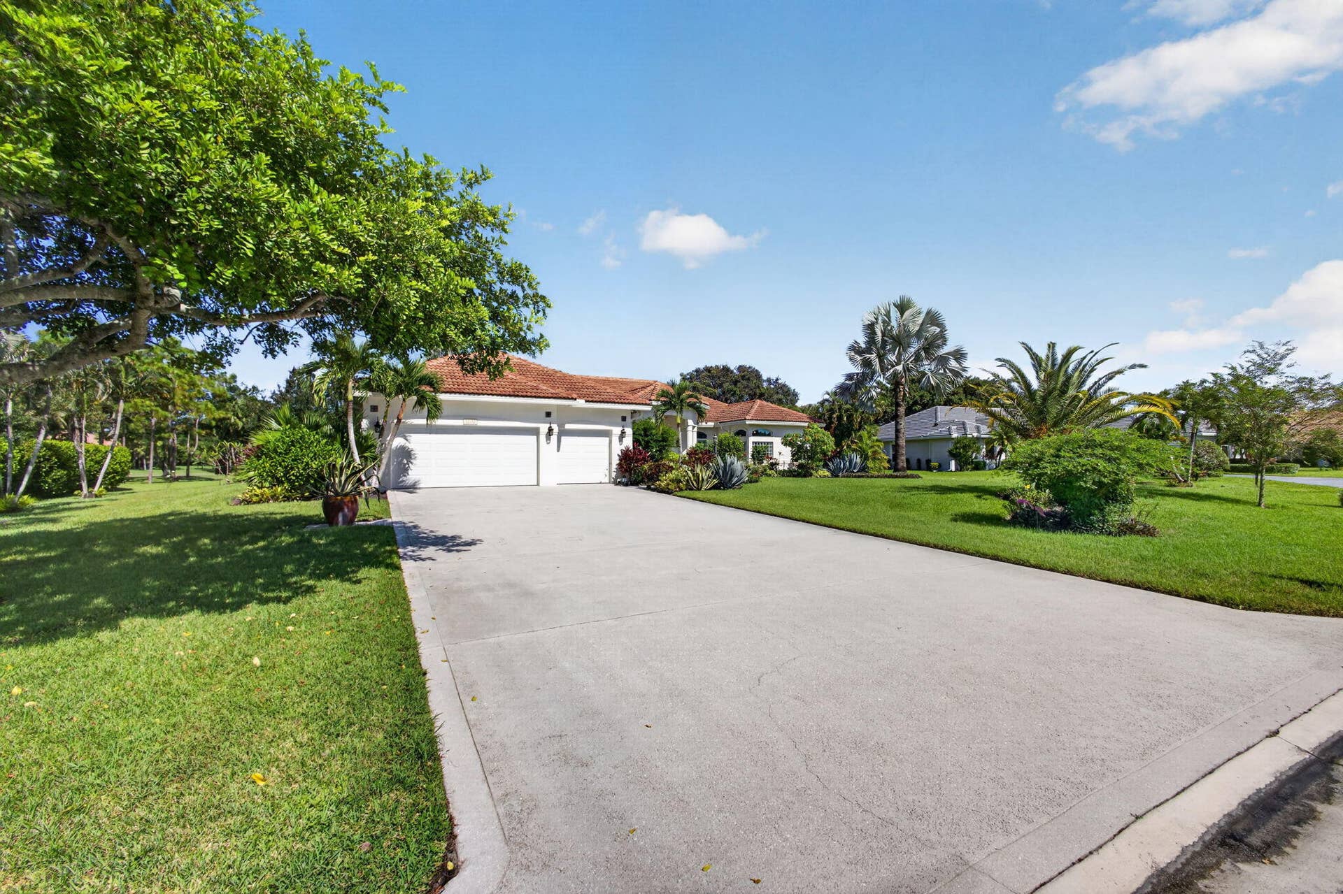 11910 Torreyanna Circle, Palm Beach Gardens, FL 33412 2-web-or-mls-5D1A9786
