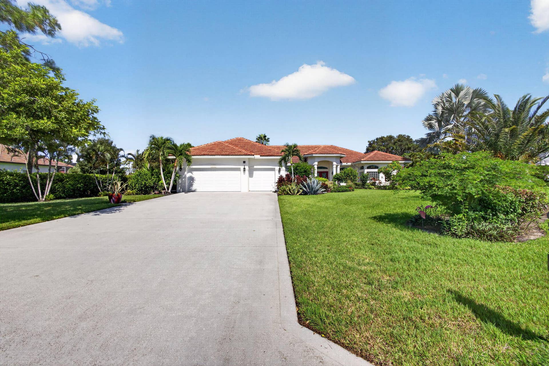 11910 Torreyanna Circle, Palm Beach Gardens, FL 33412 3-web-or-mls-5D1A9789