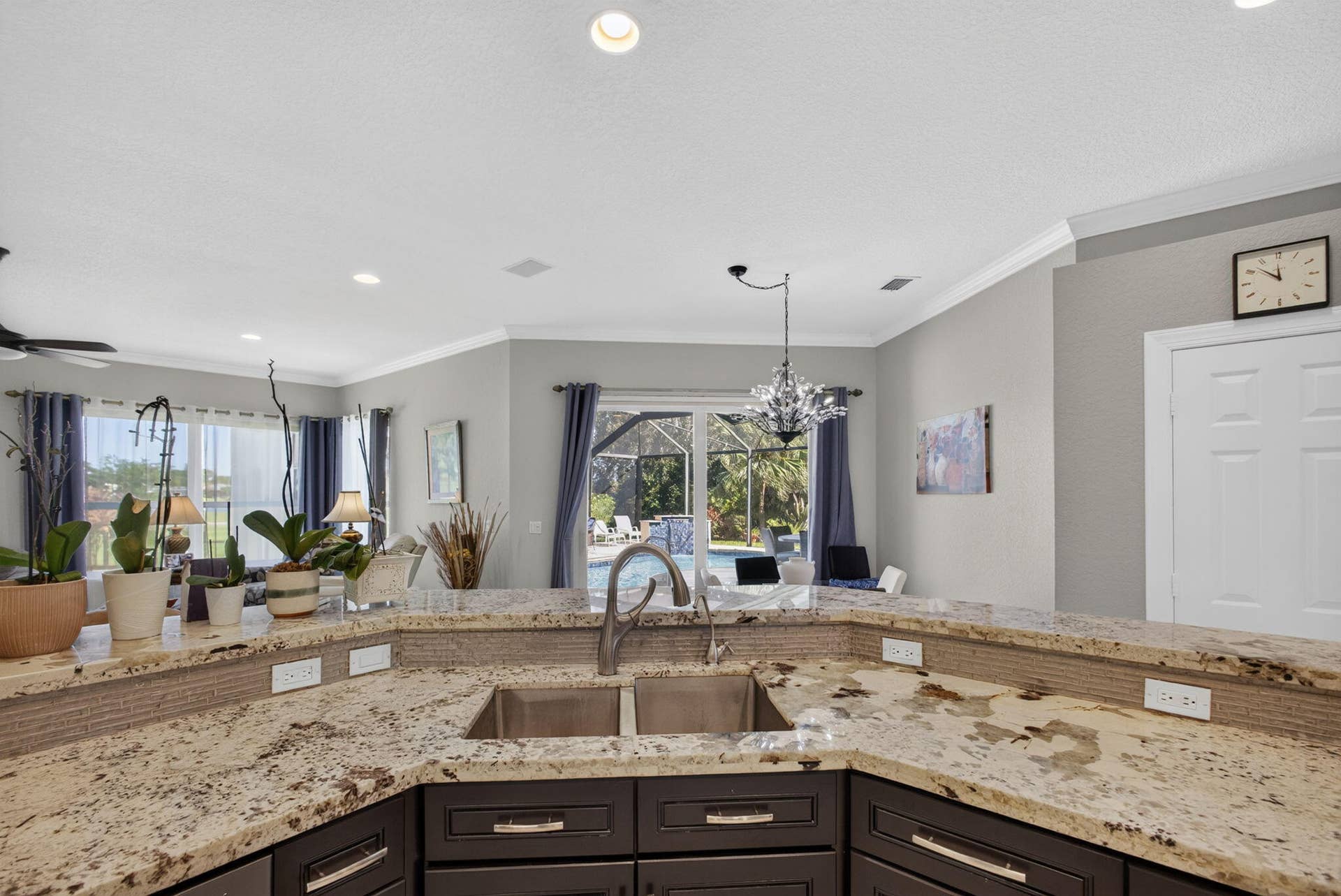 11910 Torreyanna Circle, Palm Beach Gardens, FL 33412 26-web-or-mls-5D1A0076