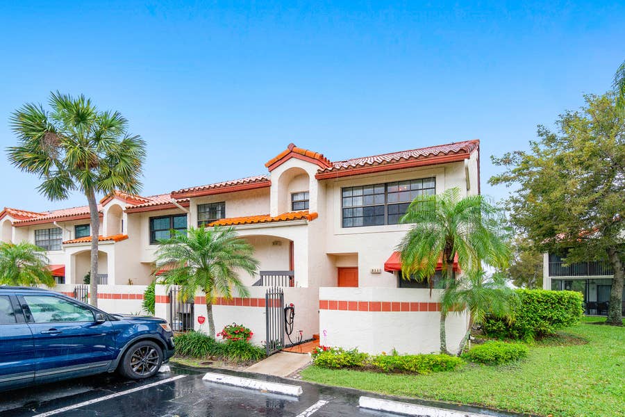 Property photo for 312 Liberty Court, Deerfield Beach, FL