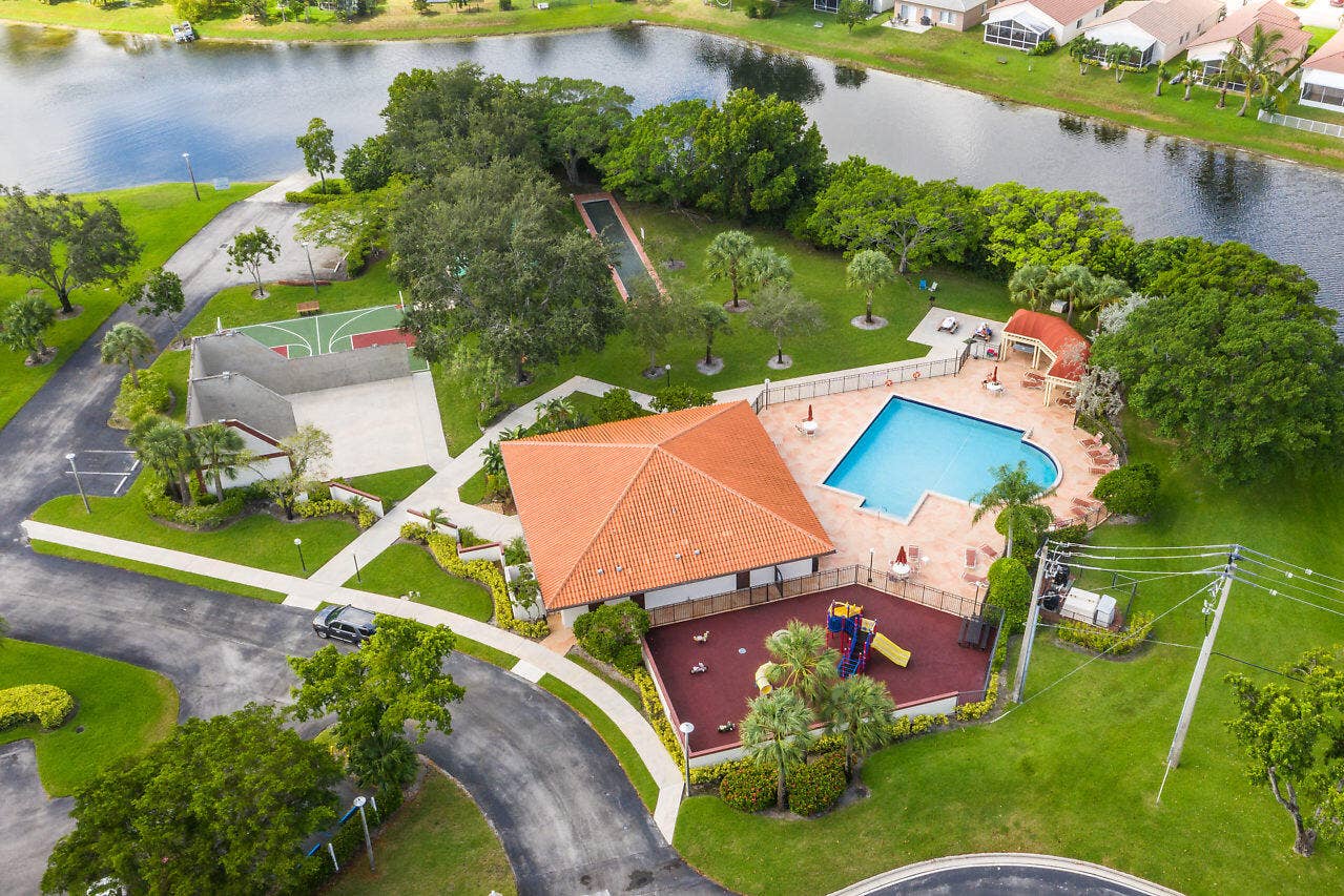 312 Liberty Court, Deerfield Beach, FL 33442 pool