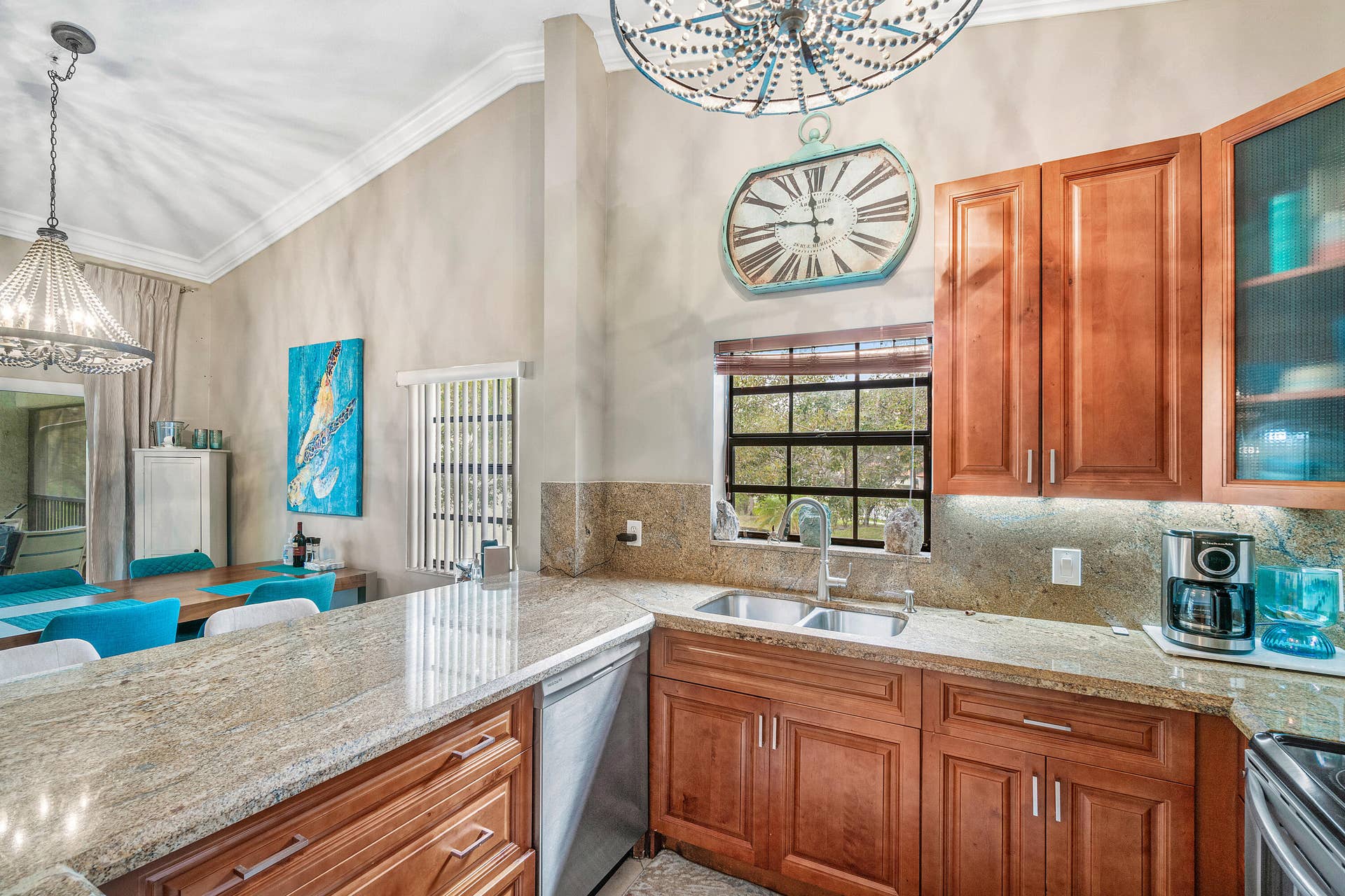 312 Liberty Court, Deerfield Beach, FL 33442 Kitchen