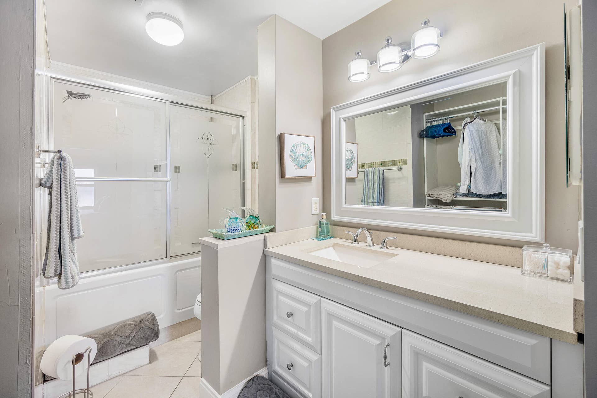 312 Liberty Court, Deerfield Beach, FL 33442 bathroom