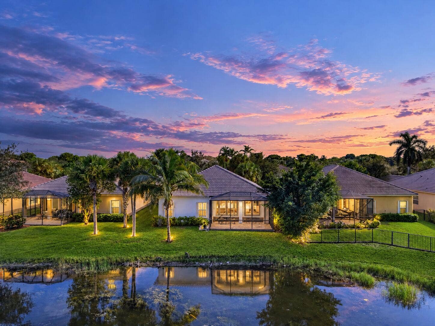 11289 NW 65TH Manor, Parkland, FL 33076 Twilight Reflections Over Waterfront Hom