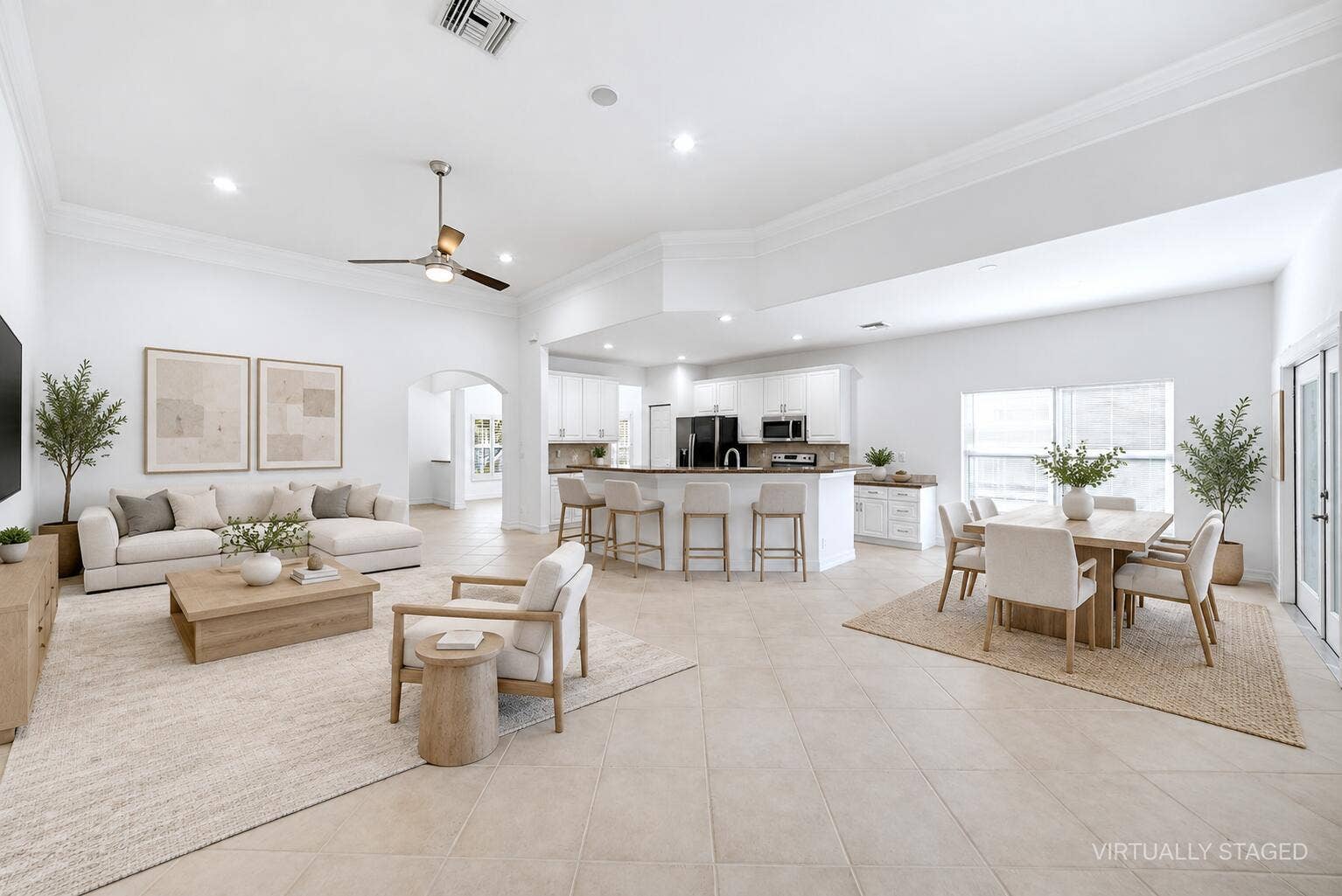 11289 NW 65TH Manor, Parkland, FL 33076 Bright Neutral Open-Plan Living Space (1