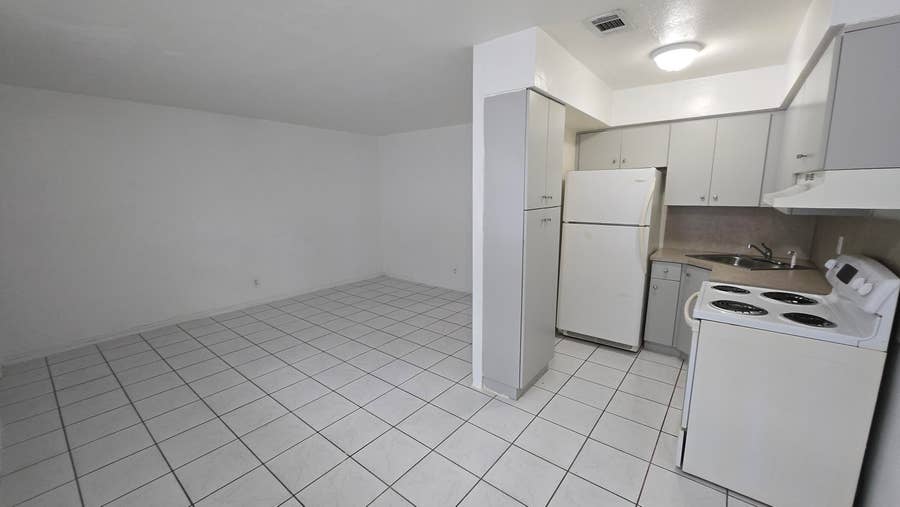 Property photo for 2501 PIERCE Street, #15, Hollywood, FL