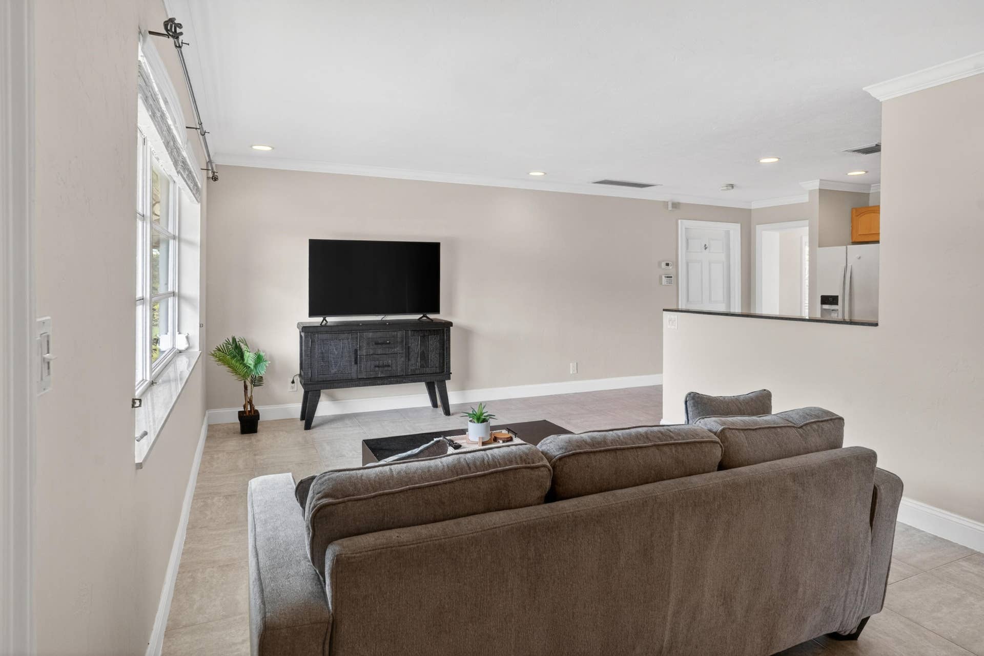 760 Cinnamon Road, North Palm Beach, FL 33408 Family Room