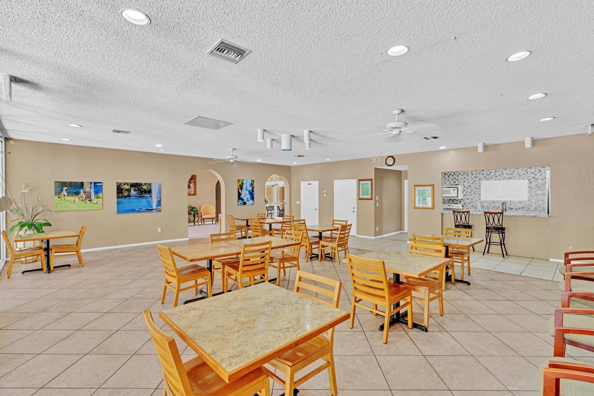 912 SW 9TH STREET Circle, #105, Boca Raton, FL 33486 Game Room