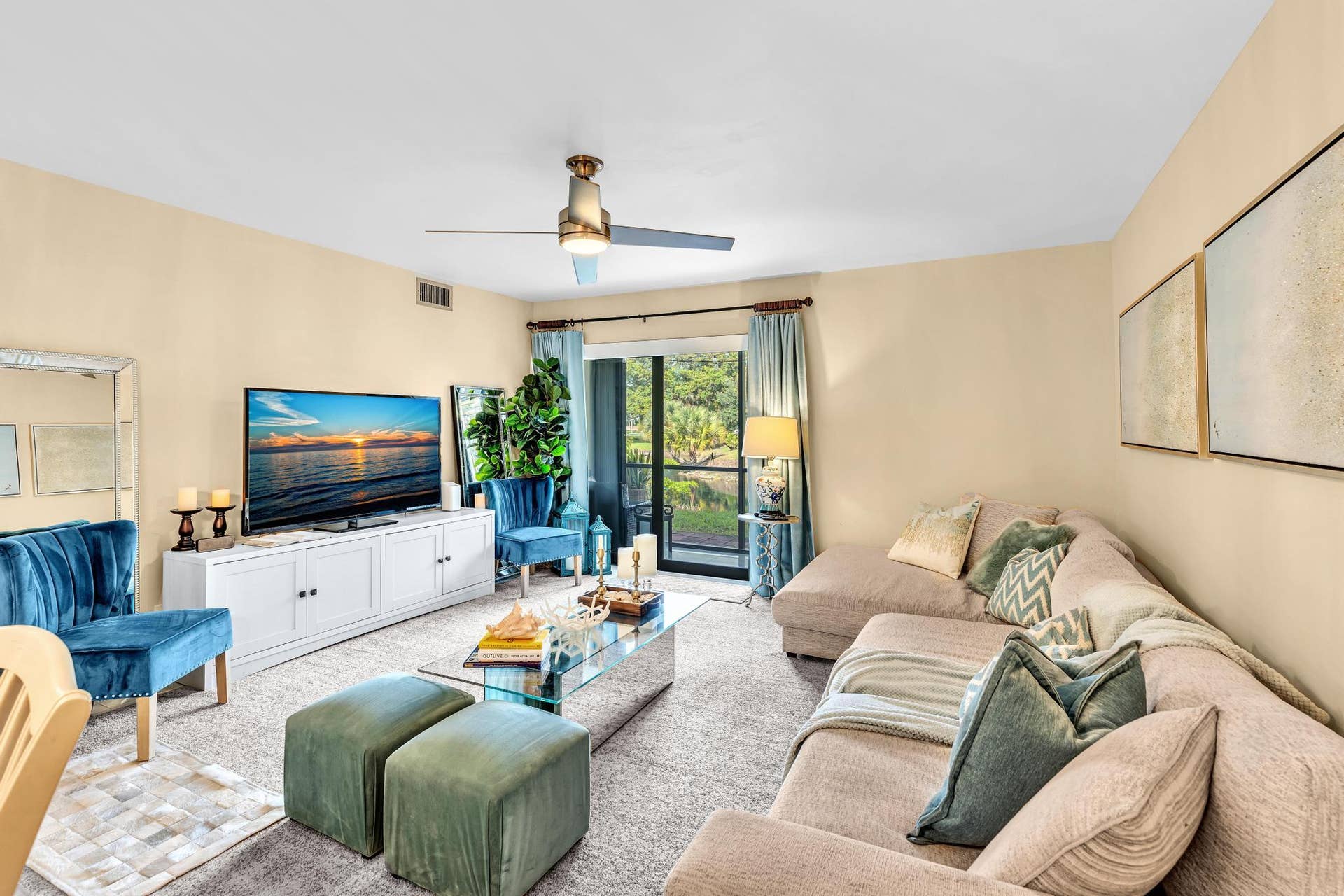 912 SW 9TH STREET Circle, #105, Boca Raton, FL 33486 Living room