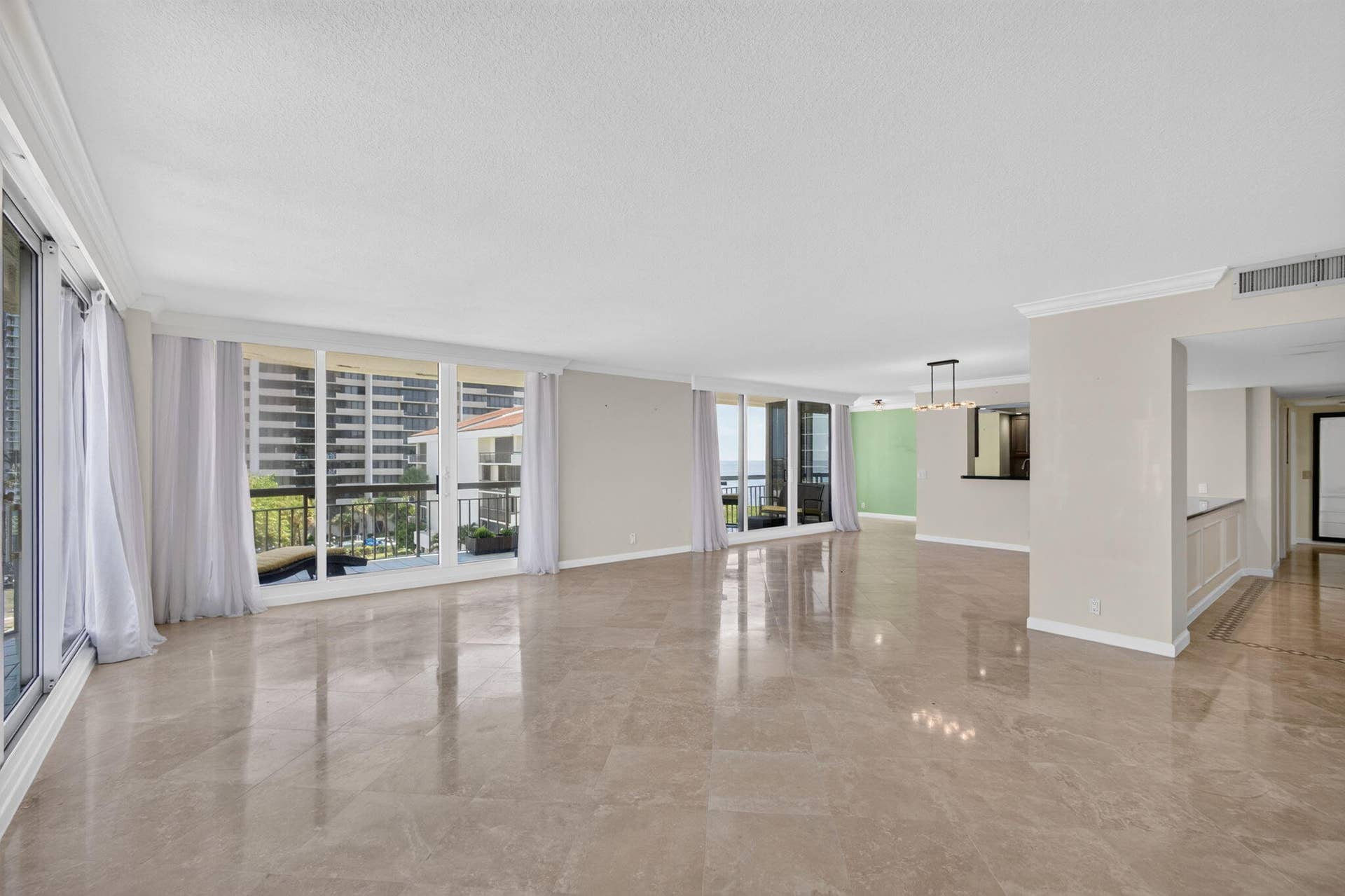 4000 N OCEAN Drive, #403, Singer Island, FL 33404 4-web-or-mls-5D1A6024
