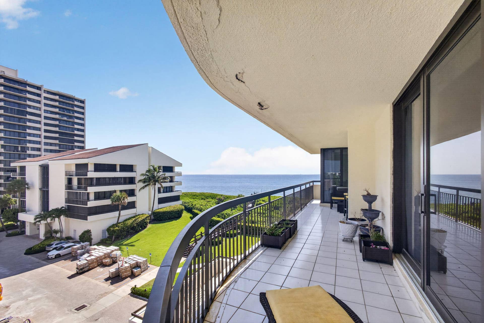 4000 N OCEAN Drive, #403, Singer Island, FL 33404 46-web-or-mls-5D1A5977