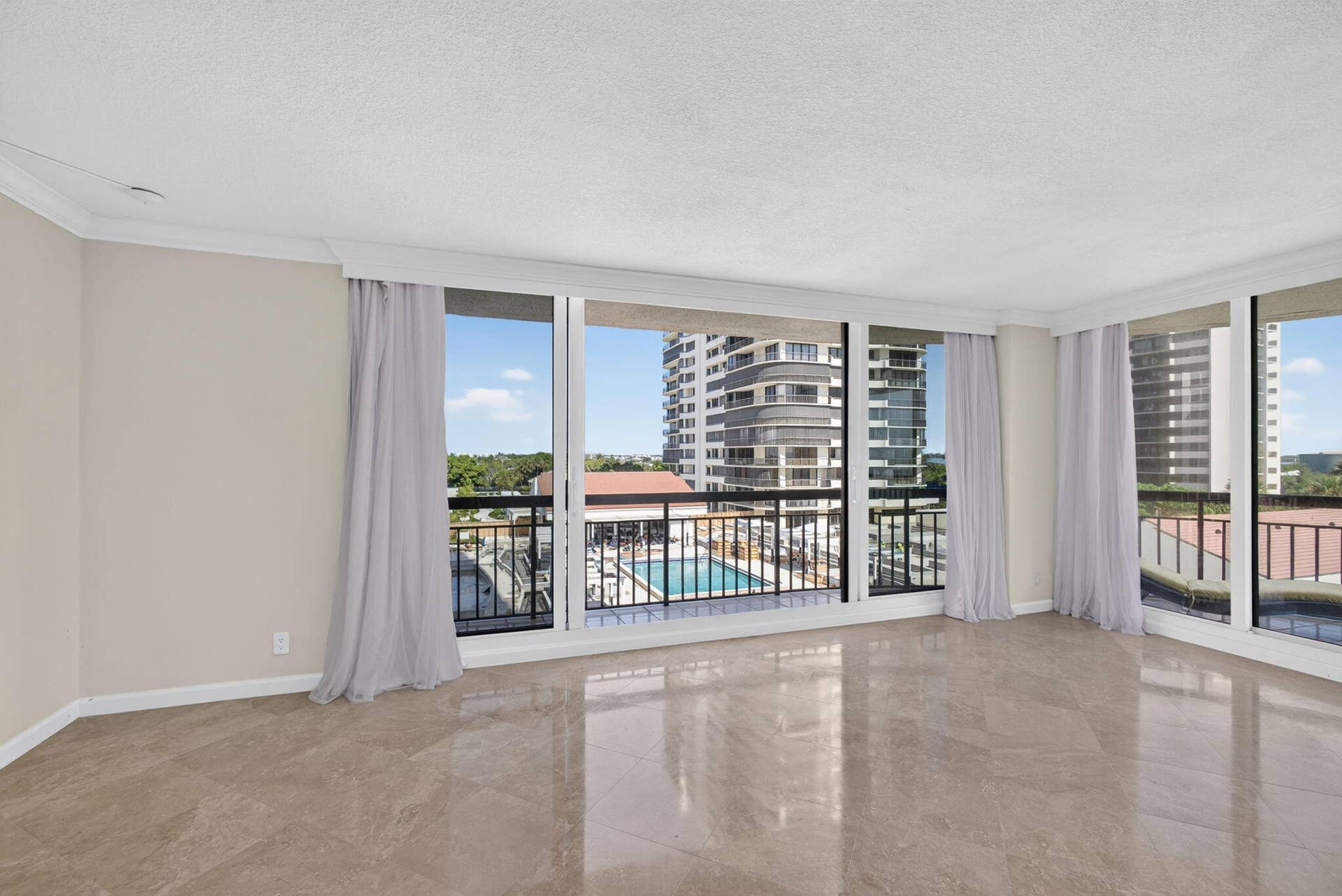 4000 N OCEAN Drive, #403, Singer Island, FL 33404 10-web-or-mls-5D1A5927