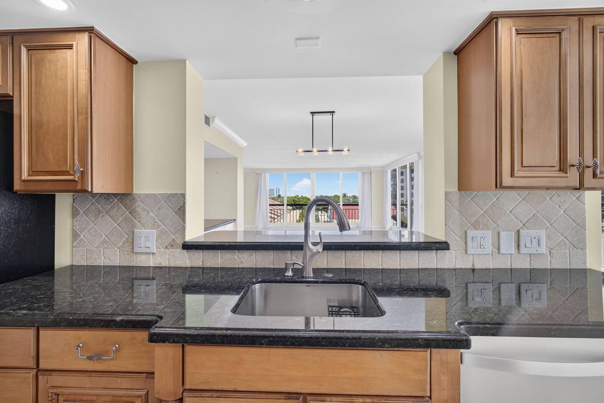 4000 N OCEAN Drive, #403, Singer Island, FL 33404 19-web-or-mls-5D1A6082