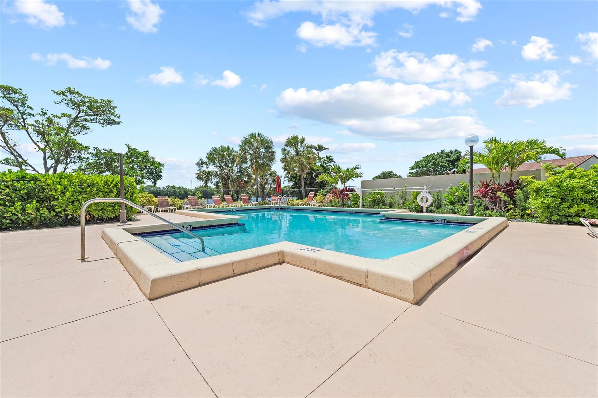 405 LIBERTY Court, #405, Deerfield Beach, FL 33442 Photo 26