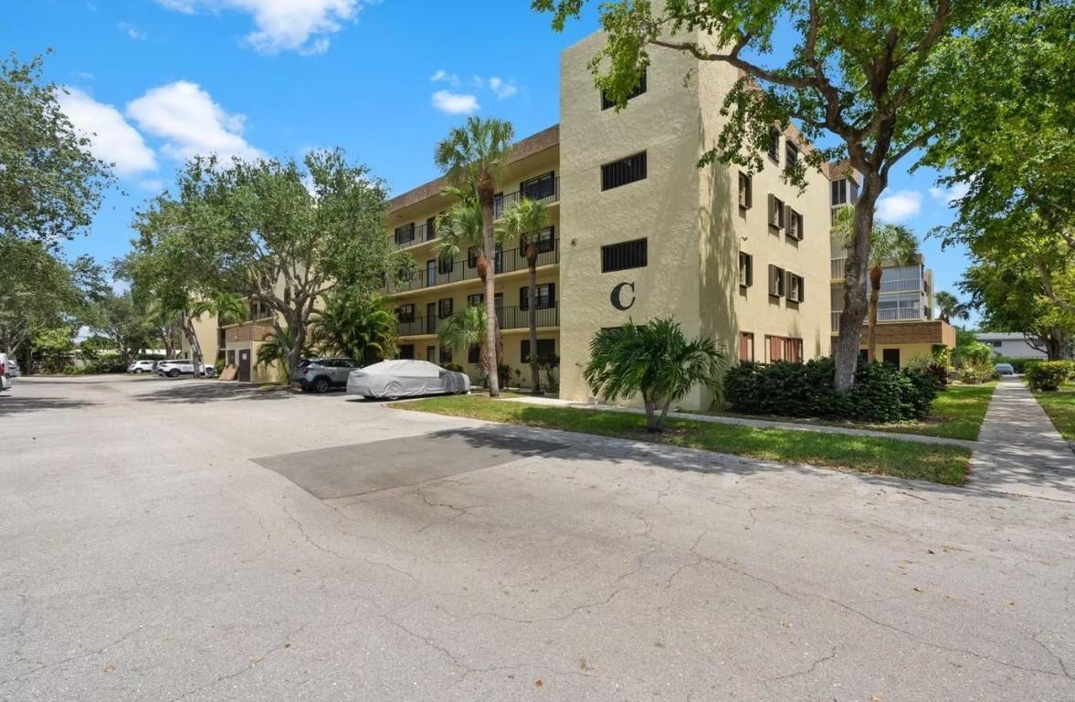 367 S FEDERAL Highway, #C321, Deerfield Beach, FL 33441 Photo 12