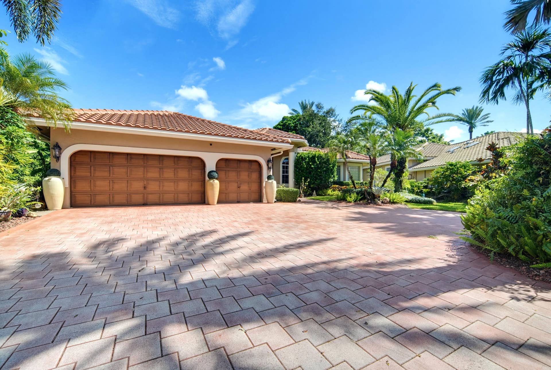 1051 NW 121ST Terrace, Coral Springs, FL 33071 DSC00339