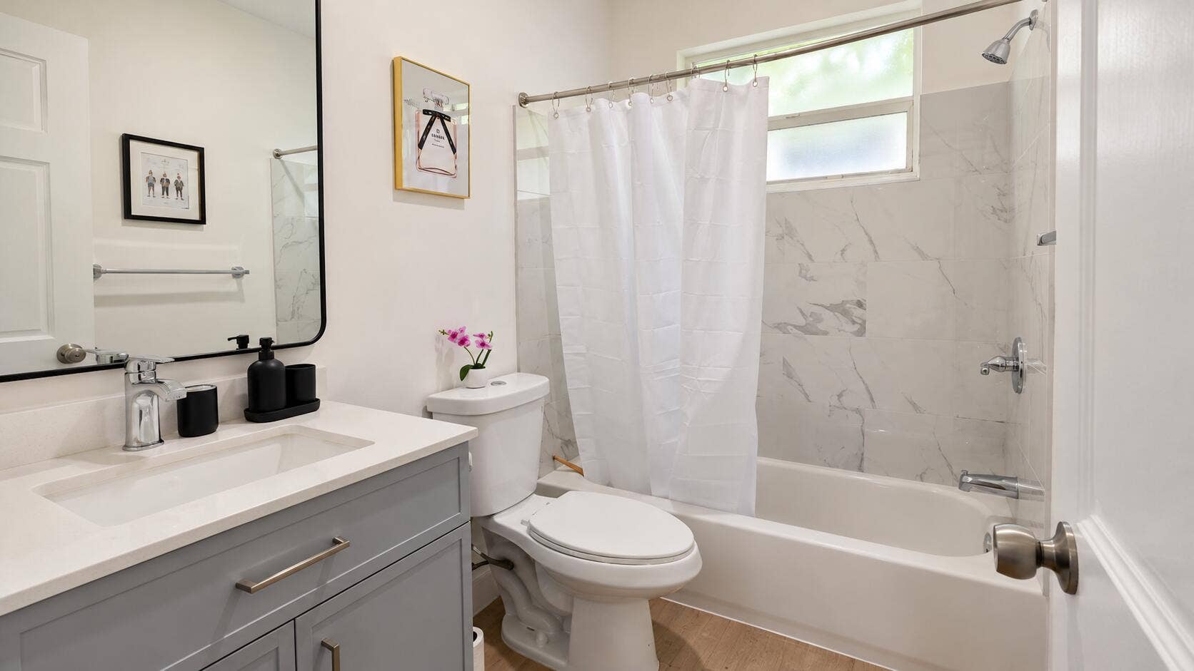 704 NE 8th Street, #4, Hallandale Beach, FL 33009 Modern Bathroom with Gray Vanity