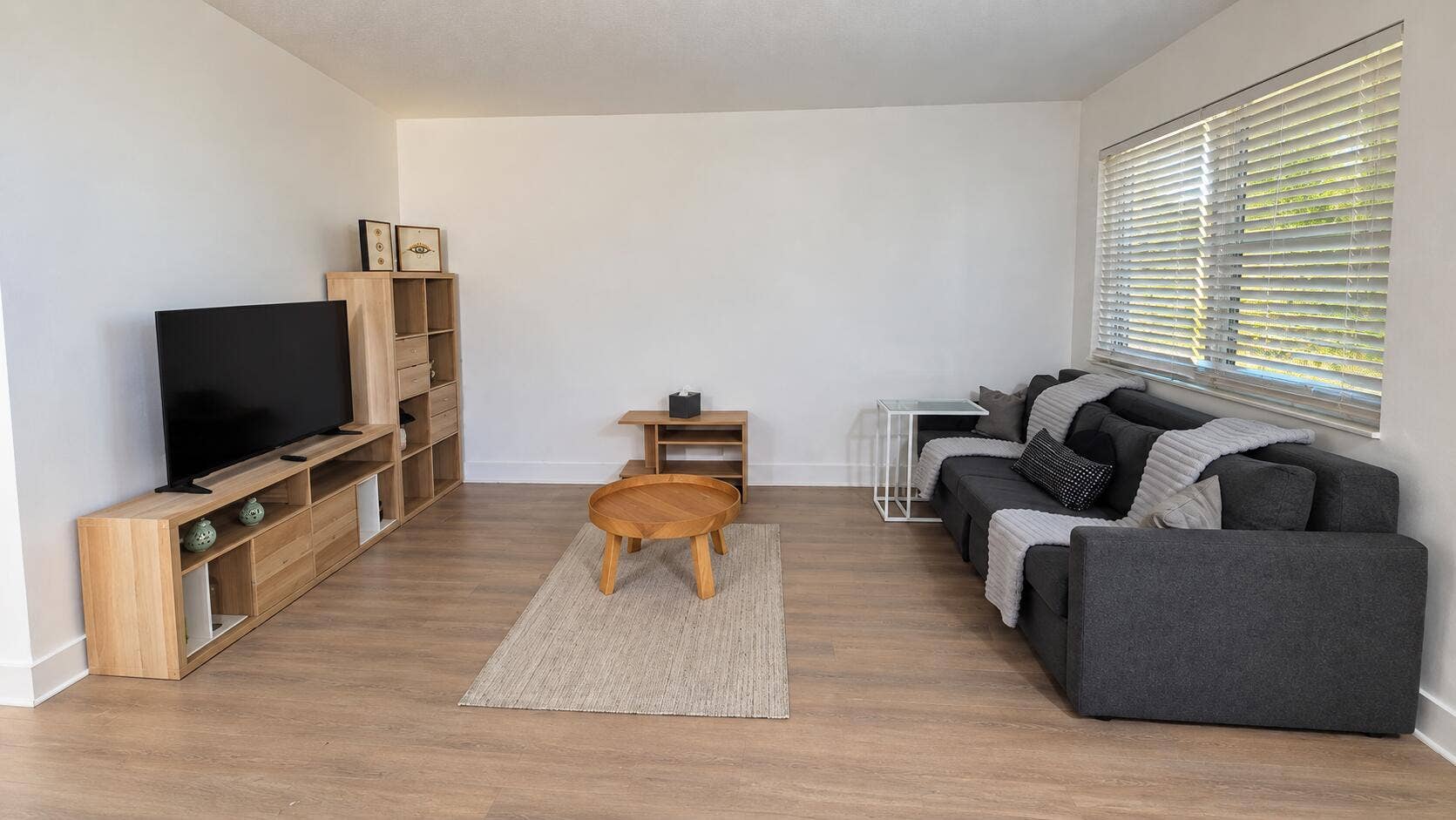 704 NE 8th Street, #4, Hallandale Beach, FL 33009 Living Room