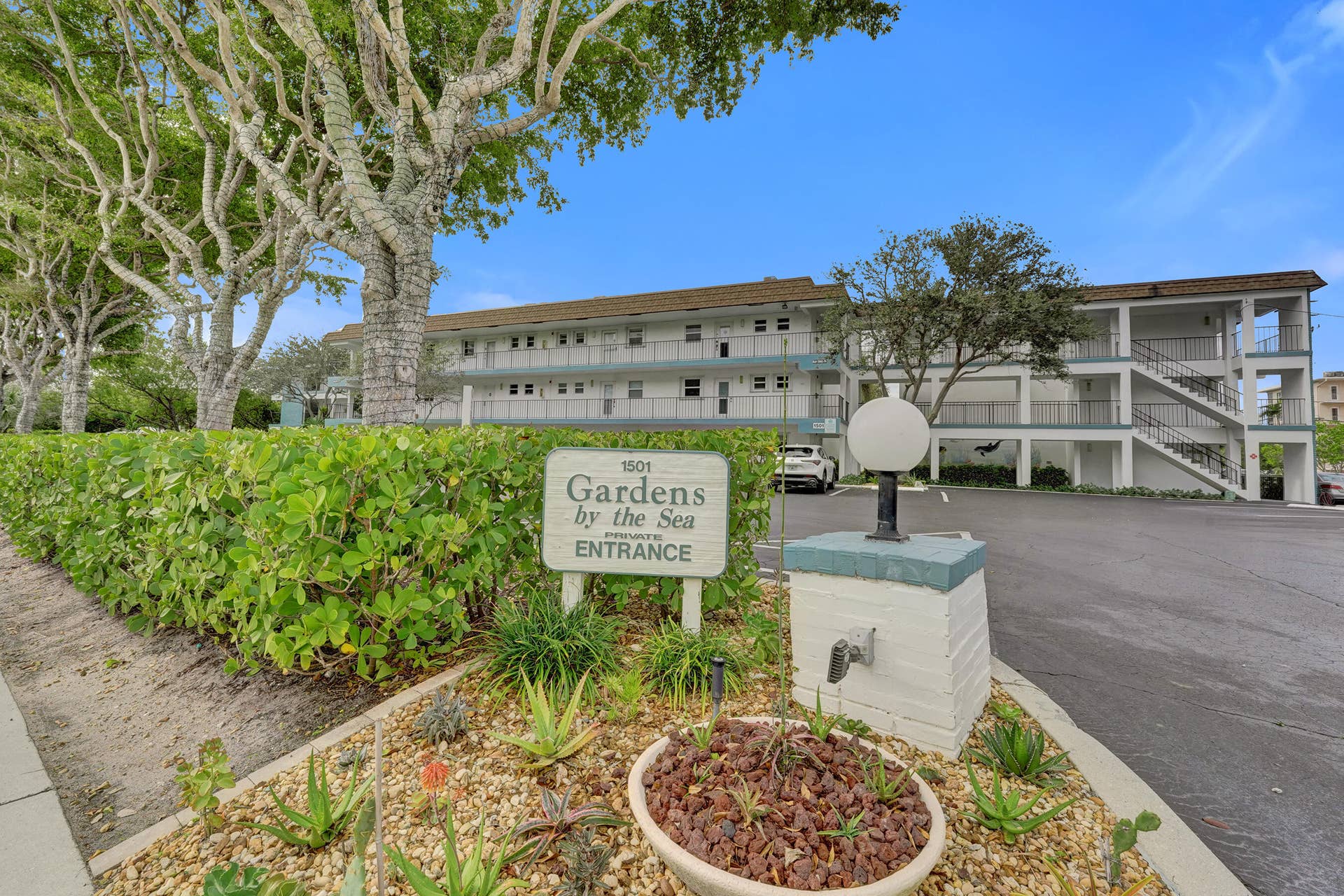 Gardens By-The-Sea Entrance