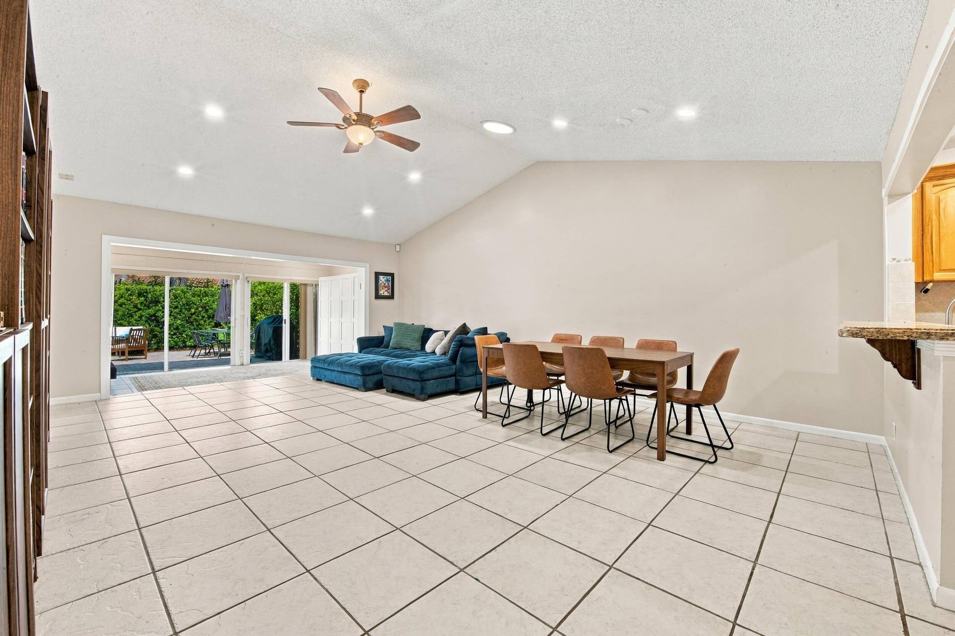 6911 Consolata Street, Boca Raton, FL 33433 Dining and living Room
