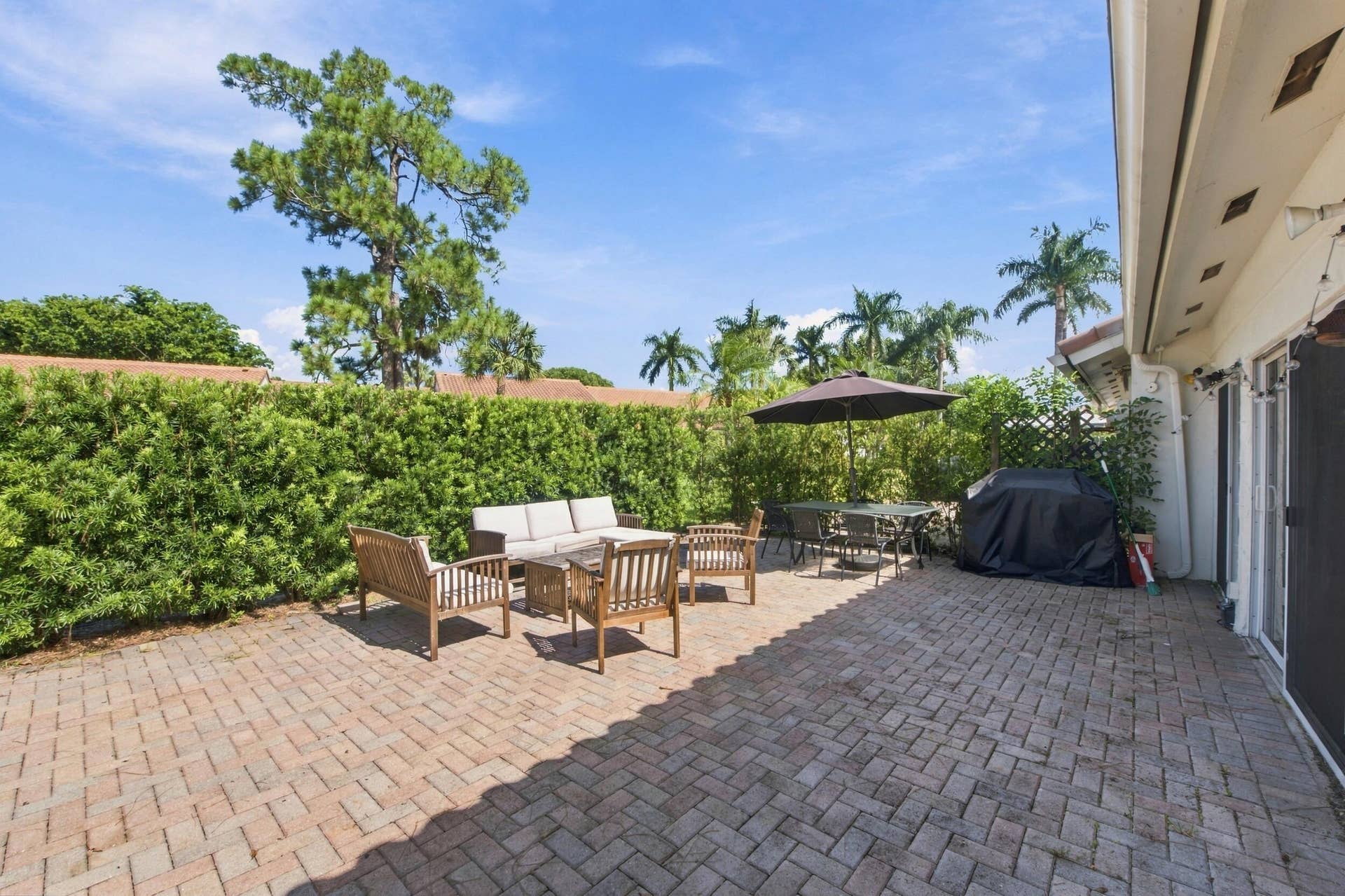 6911 Consolata Street, Boca Raton, FL 33433 back patio