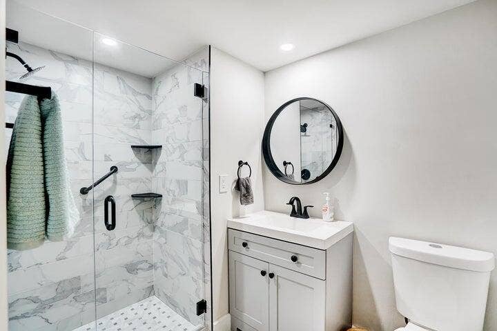 14 Westgate Lane, #14D, Boynton Beach, FL 33436 14 Westgate D second bathroom