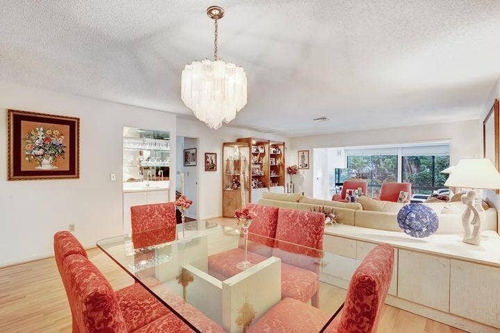 14 Westgate Lane, #14D, Boynton Beach, FL 33436 14 D westgate living room