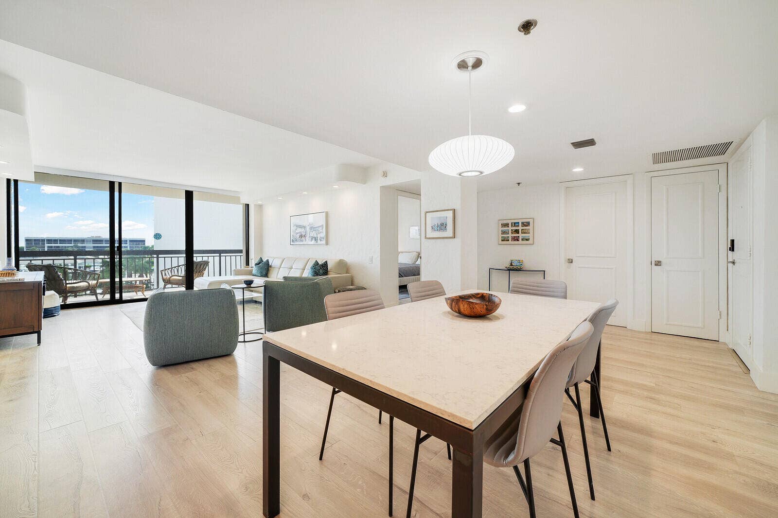 2697 N OCEAN, #F-403, Boca Raton, FL 33431 Dining Area