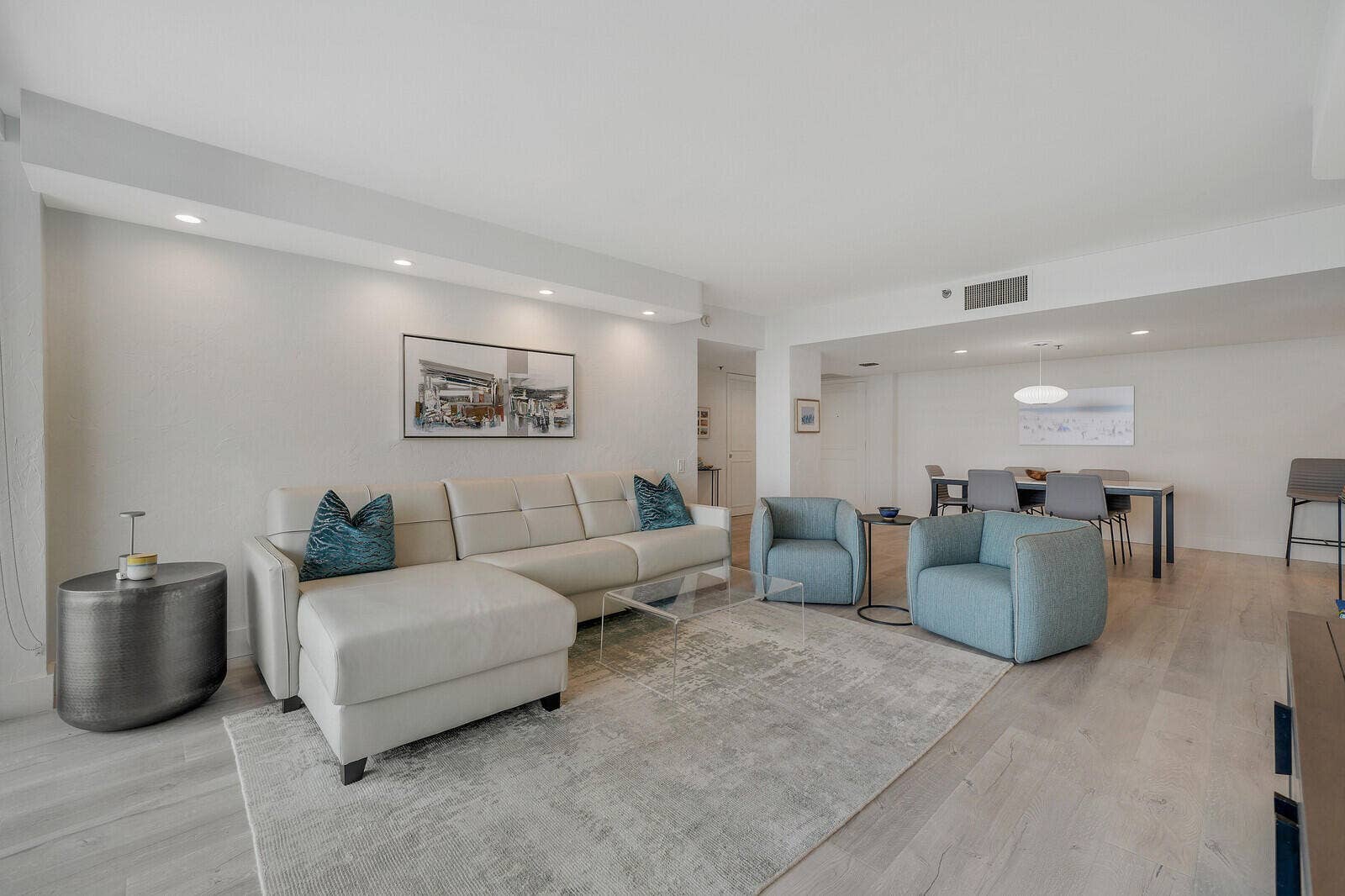 2697 N OCEAN, #F-403, Boca Raton, FL 33431 Living Room