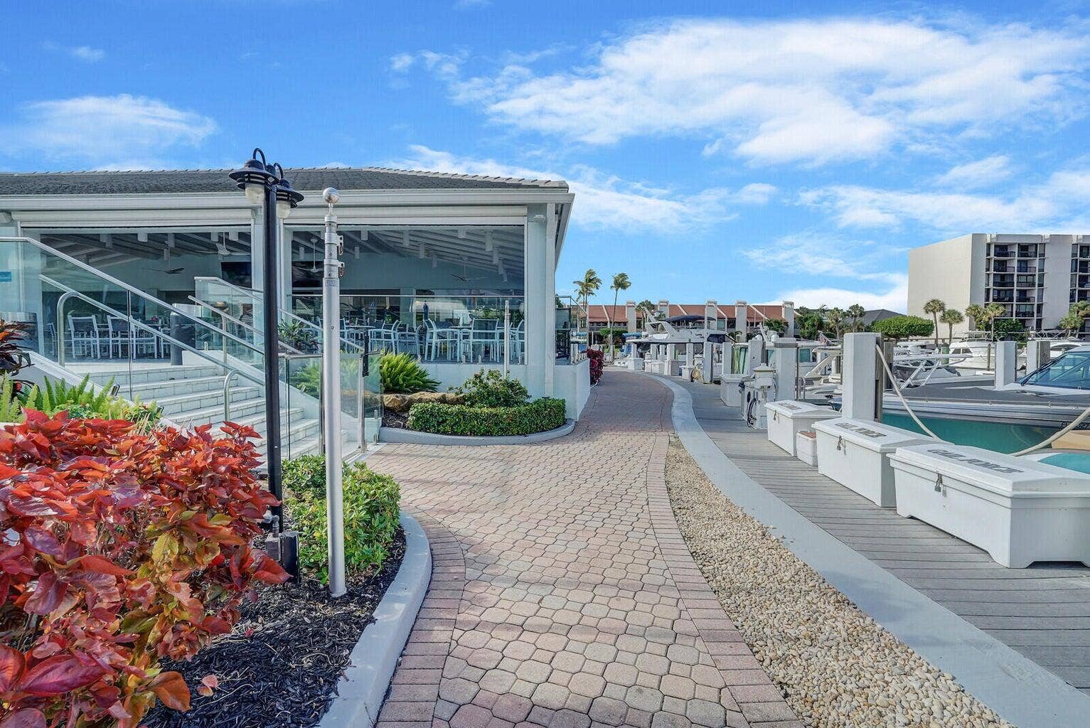 2697 N OCEAN, #F-403, Boca Raton, FL 33431 Chickee Bar Side Entrance