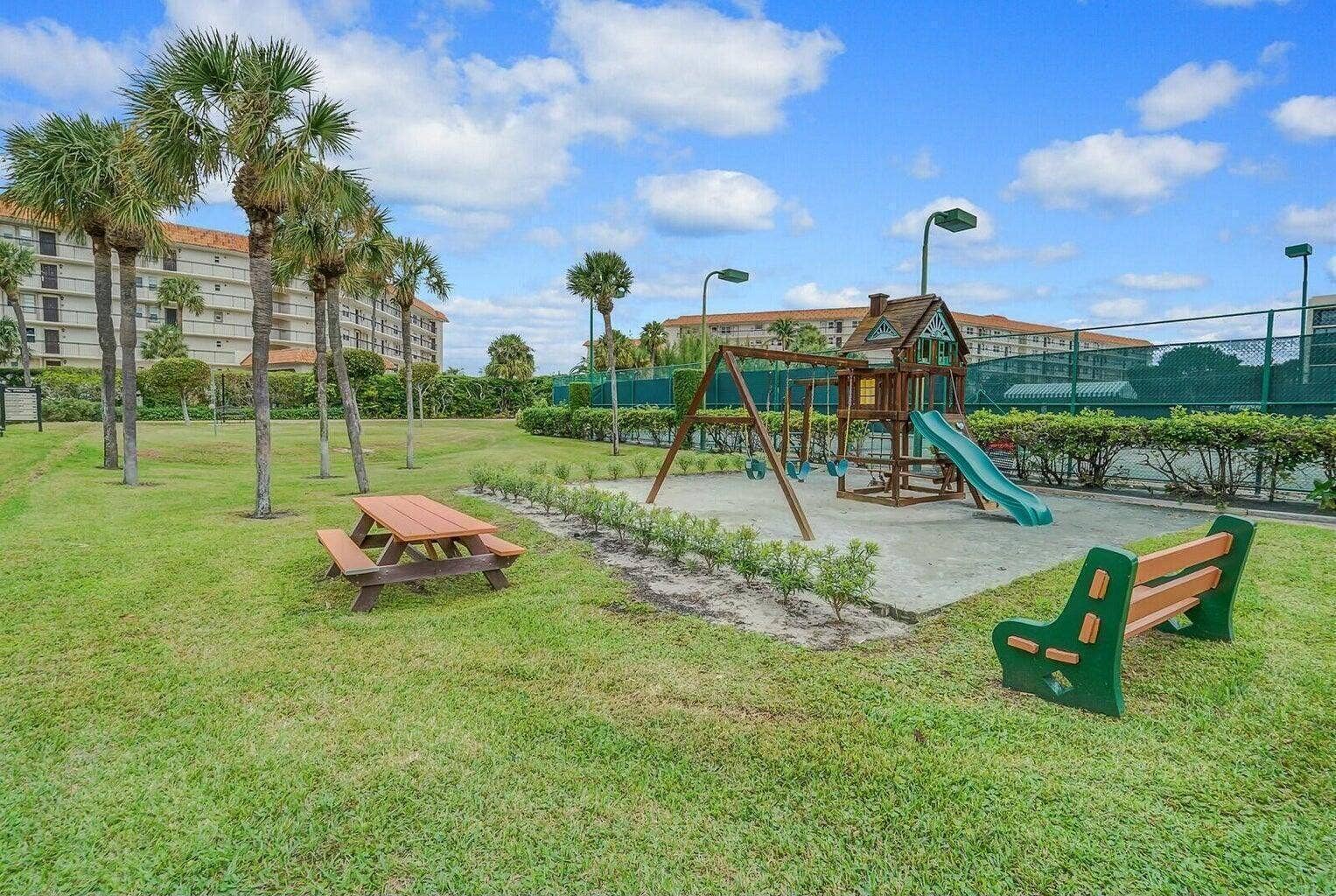 2697 N OCEAN, #F-403, Boca Raton, FL 33431 Playground