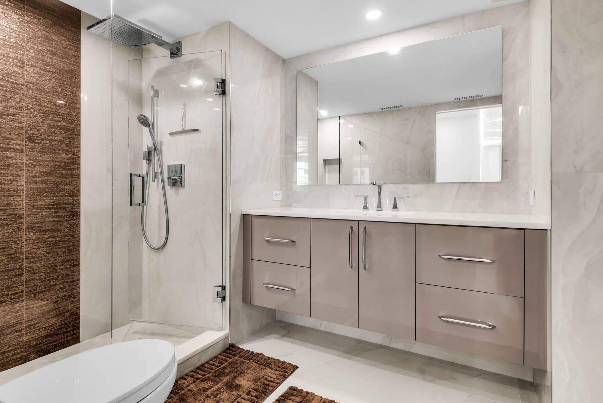 550 S Ocean Boulevard, #1205, Boca Raton, FL 33432 Bathroom 1