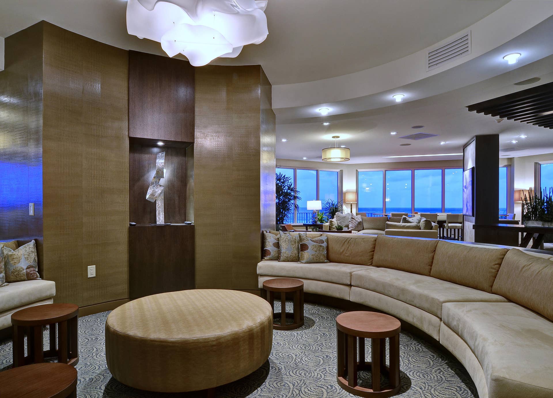 550 S Ocean Boulevard, #1205, Boca Raton, FL 33432 Social Room Seating Area
