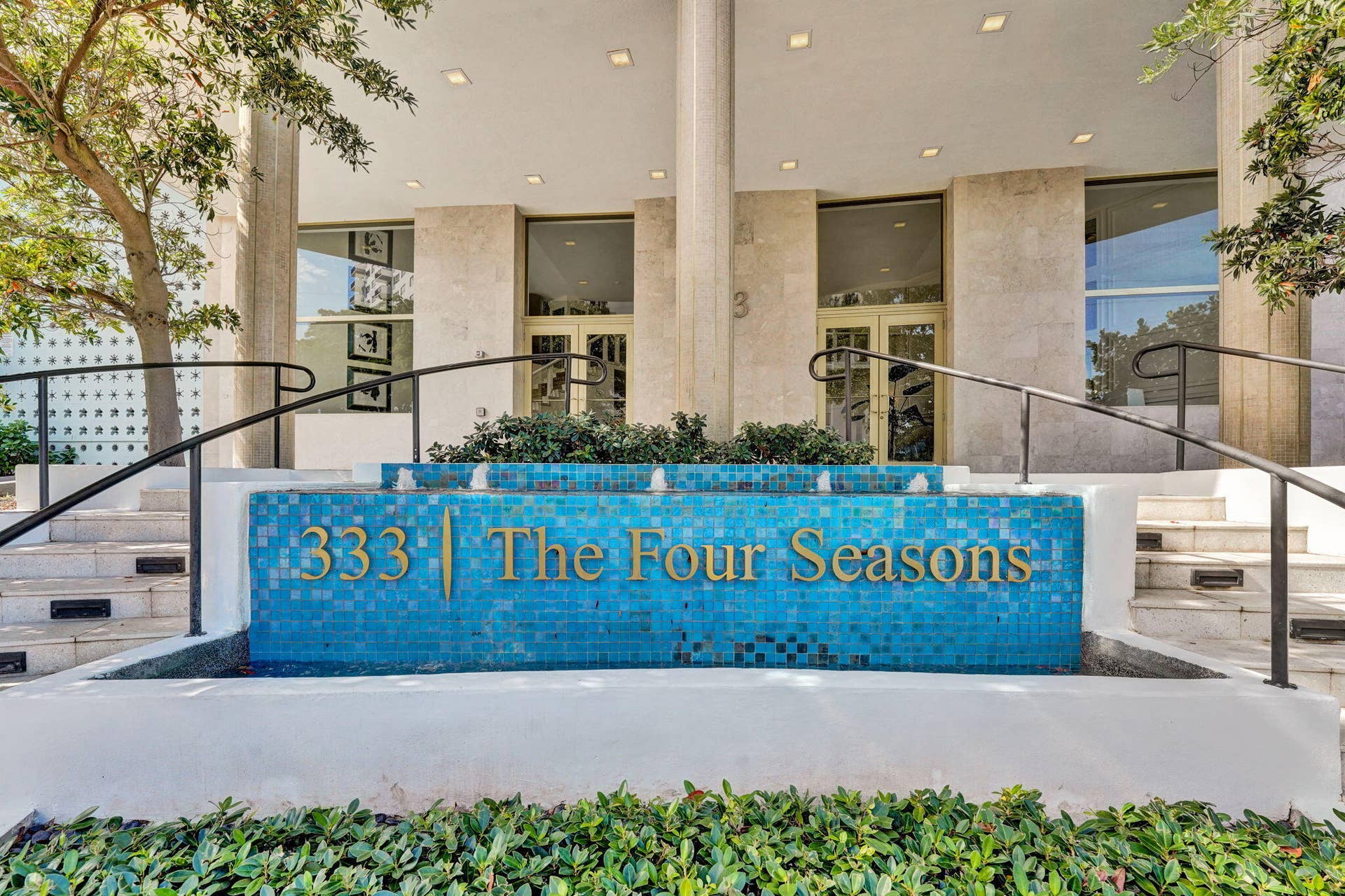 333 SUNSET Drive, #207, Fort Lauderdale, FL 33301 25-web-or-mls-DSC07322