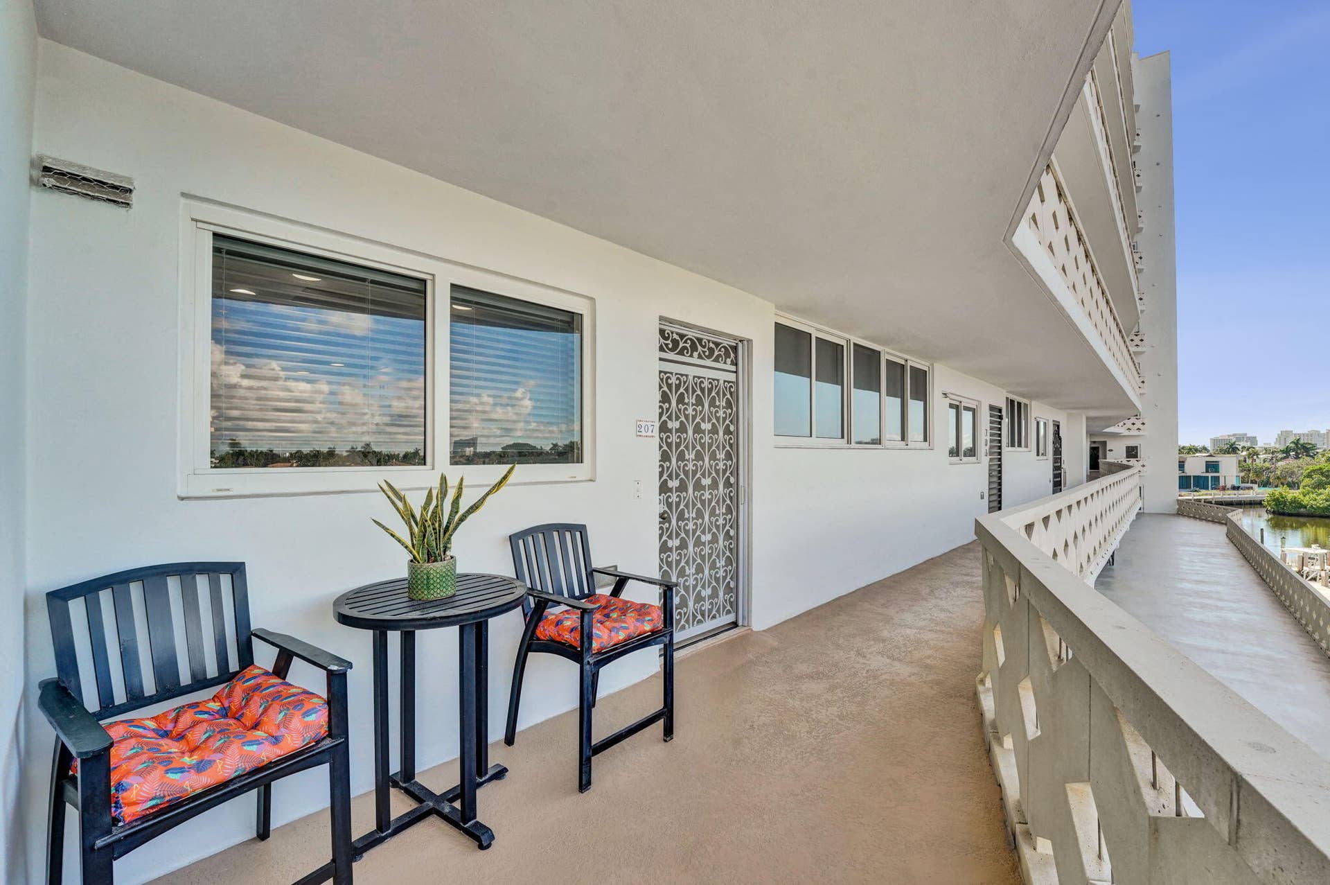 333 SUNSET Drive, #207, Fort Lauderdale, FL 33301 33-web-or-mls-DSC07346