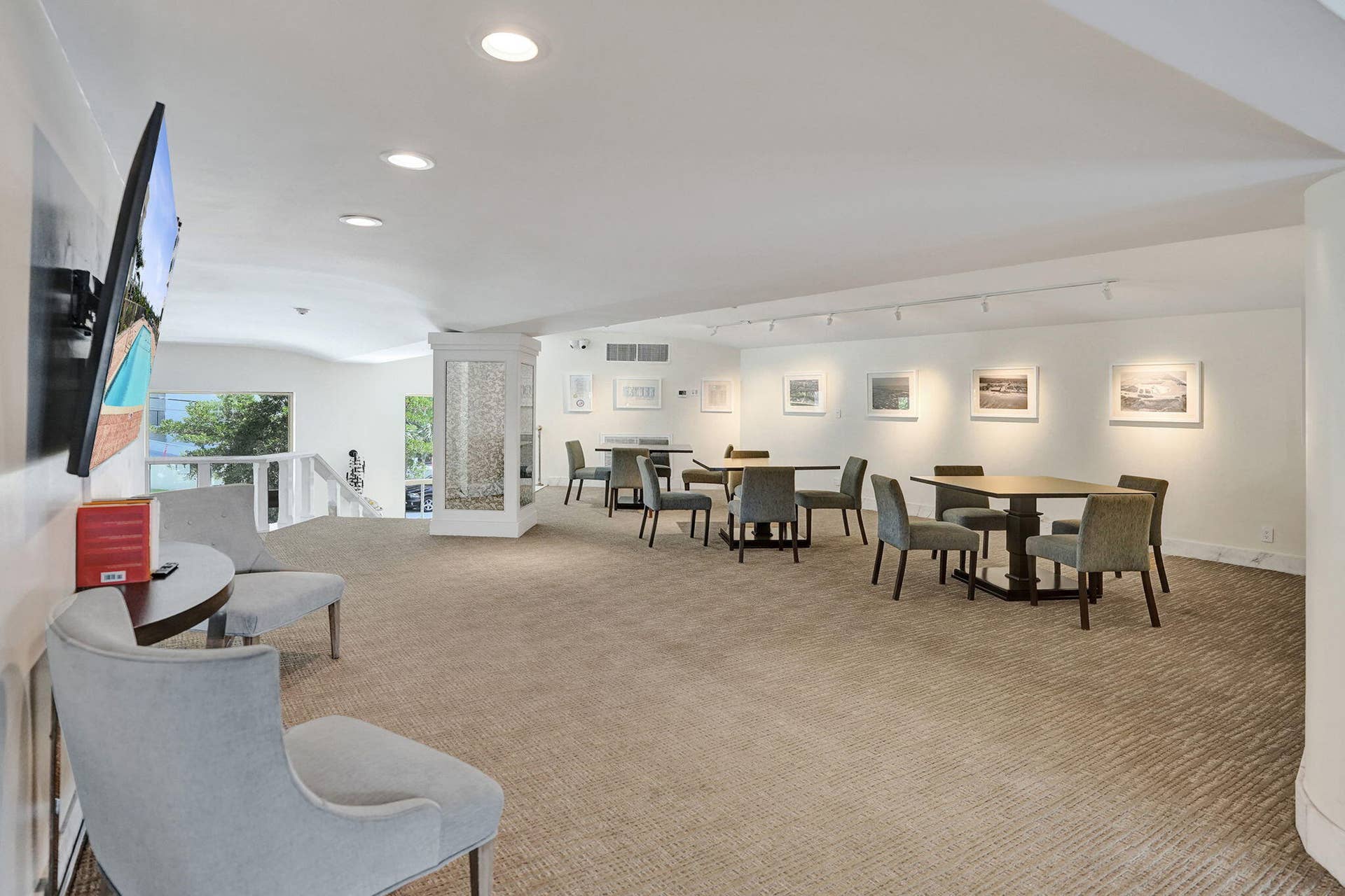 333 SUNSET Drive, #207, Fort Lauderdale, FL 33301 18-web-or-mls-DSC04109
