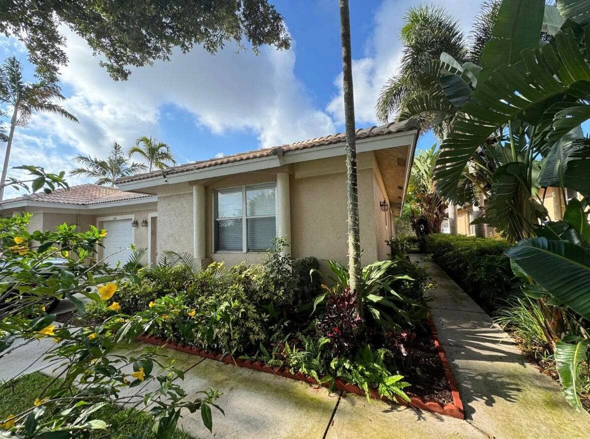 2464 CORAL TRACE Place, Delray Beach, FL 33445 IMG_3906