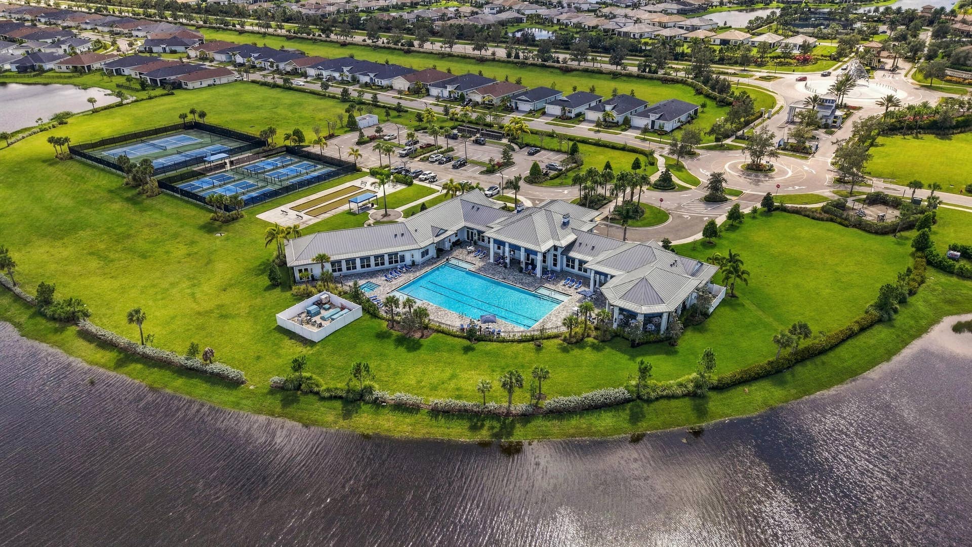 1961 SE Crosswood Way, Port St Lucie, FL 34984 57_dji_20261011012956_0116_d