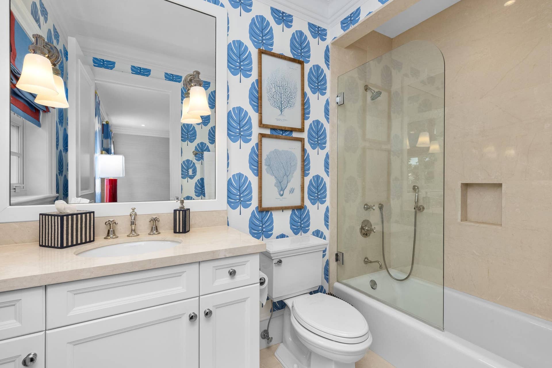 253 Jamaica Lane, Palm Beach, FL 33480 Guest Bath 5