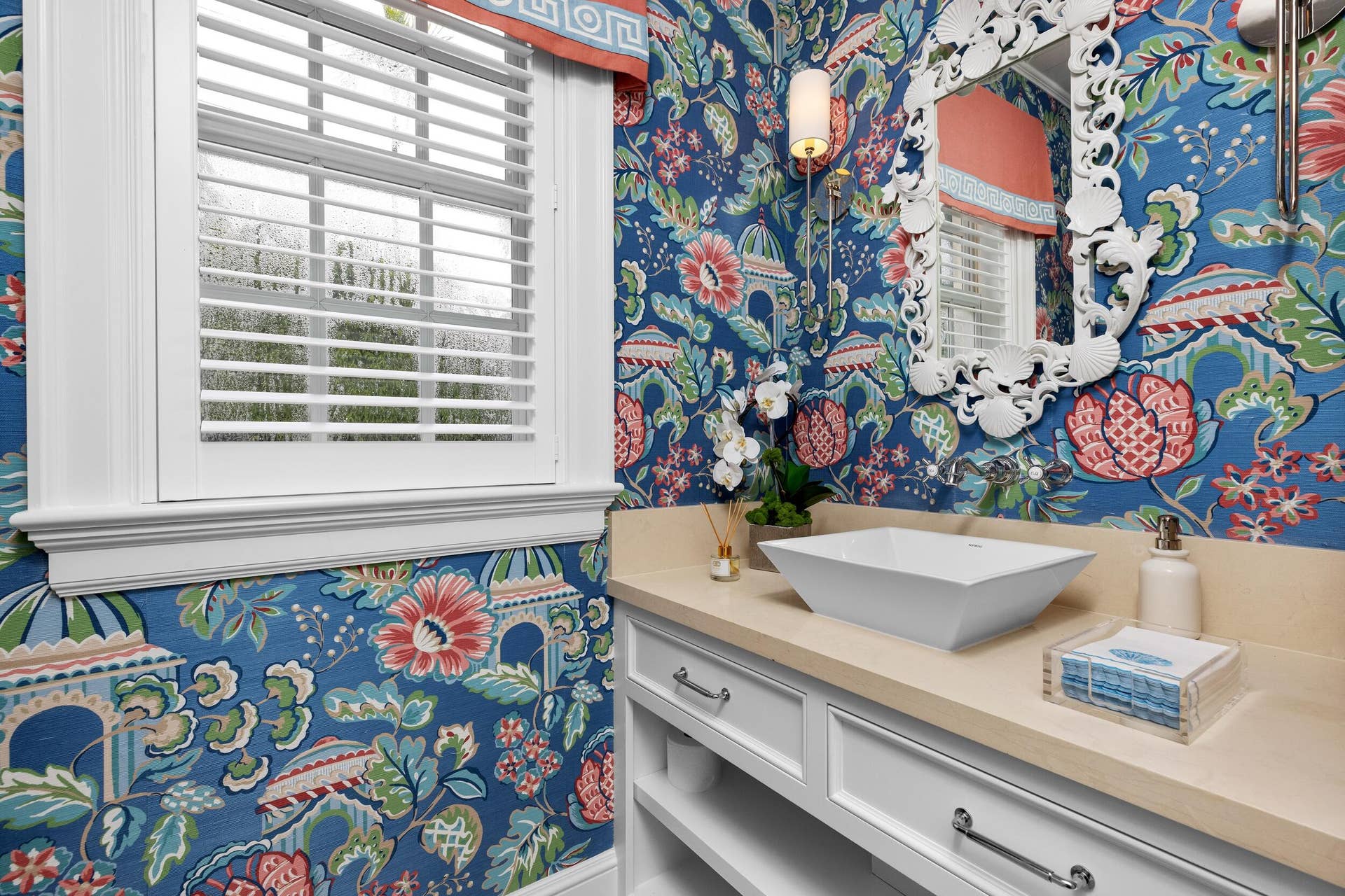 253 Jamaica Lane, Palm Beach, FL 33480 Pool Bath/Powder Room 2